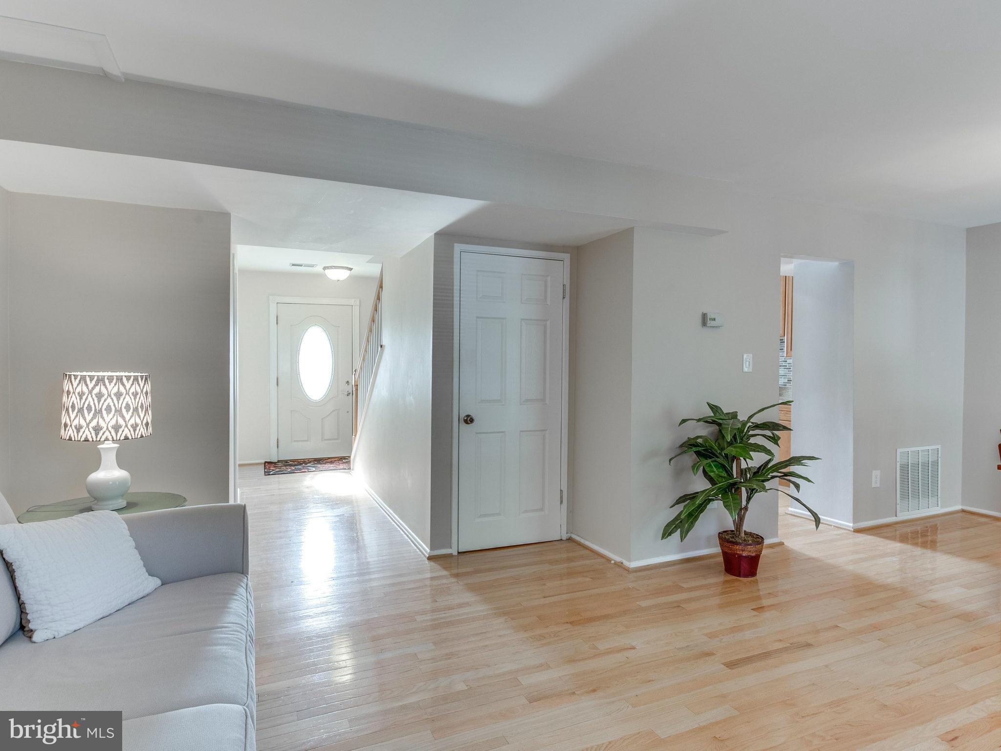 LAKE BRADDOCK - Residential