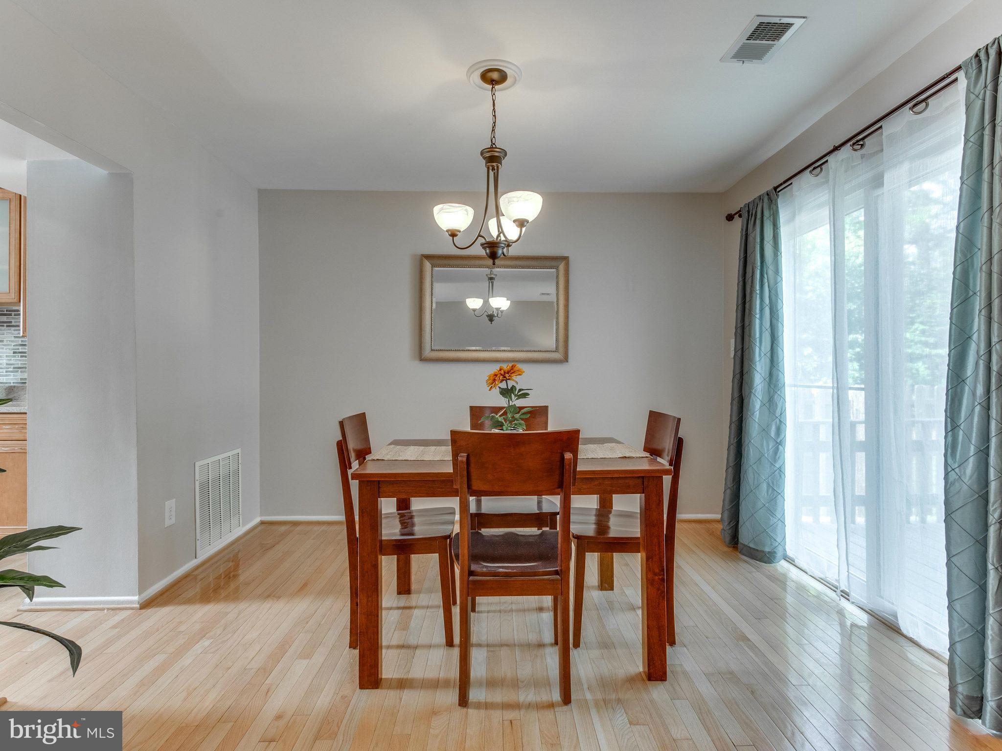 LAKE BRADDOCK - Residential