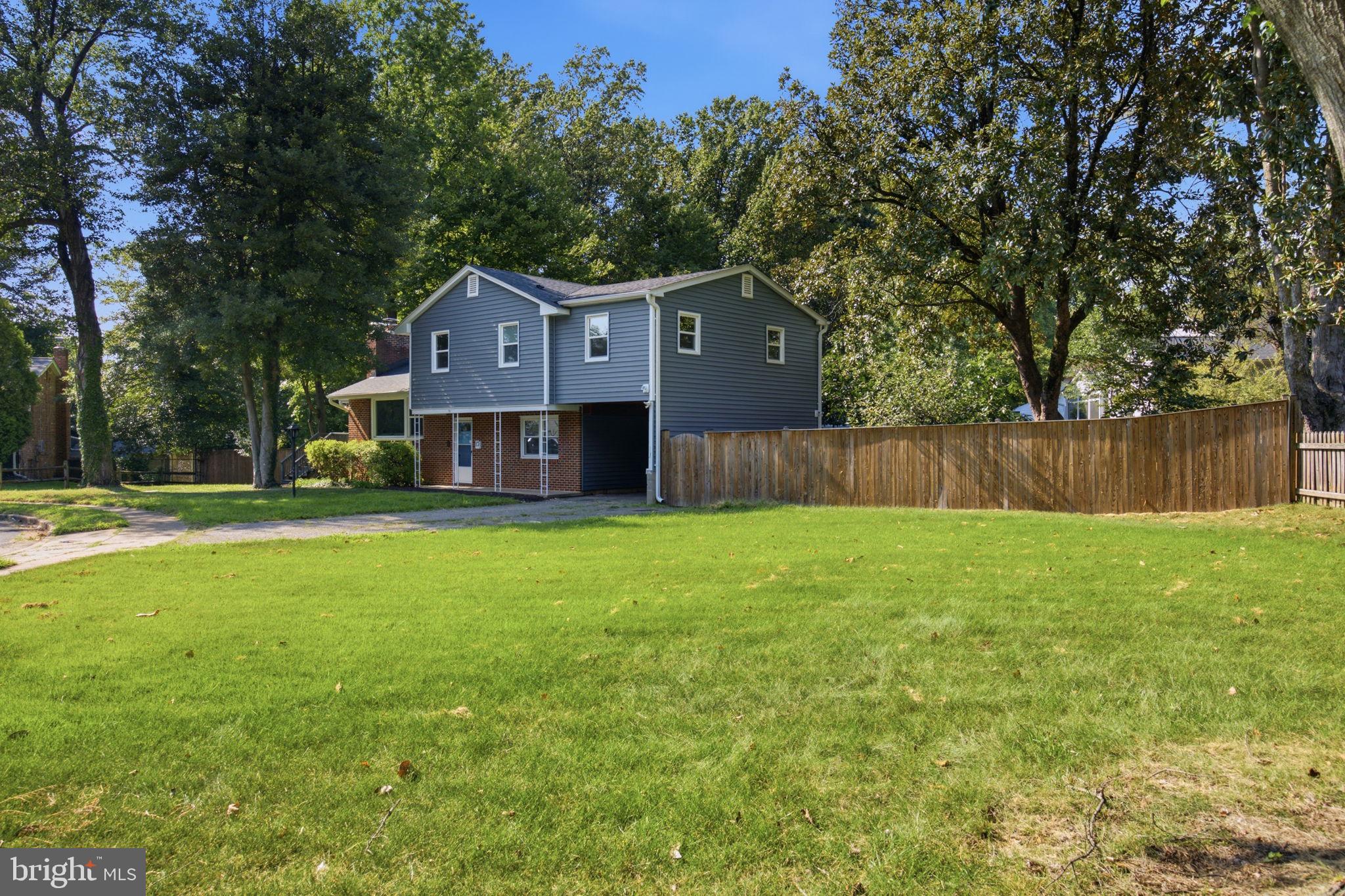 13 RICKOVER COURT