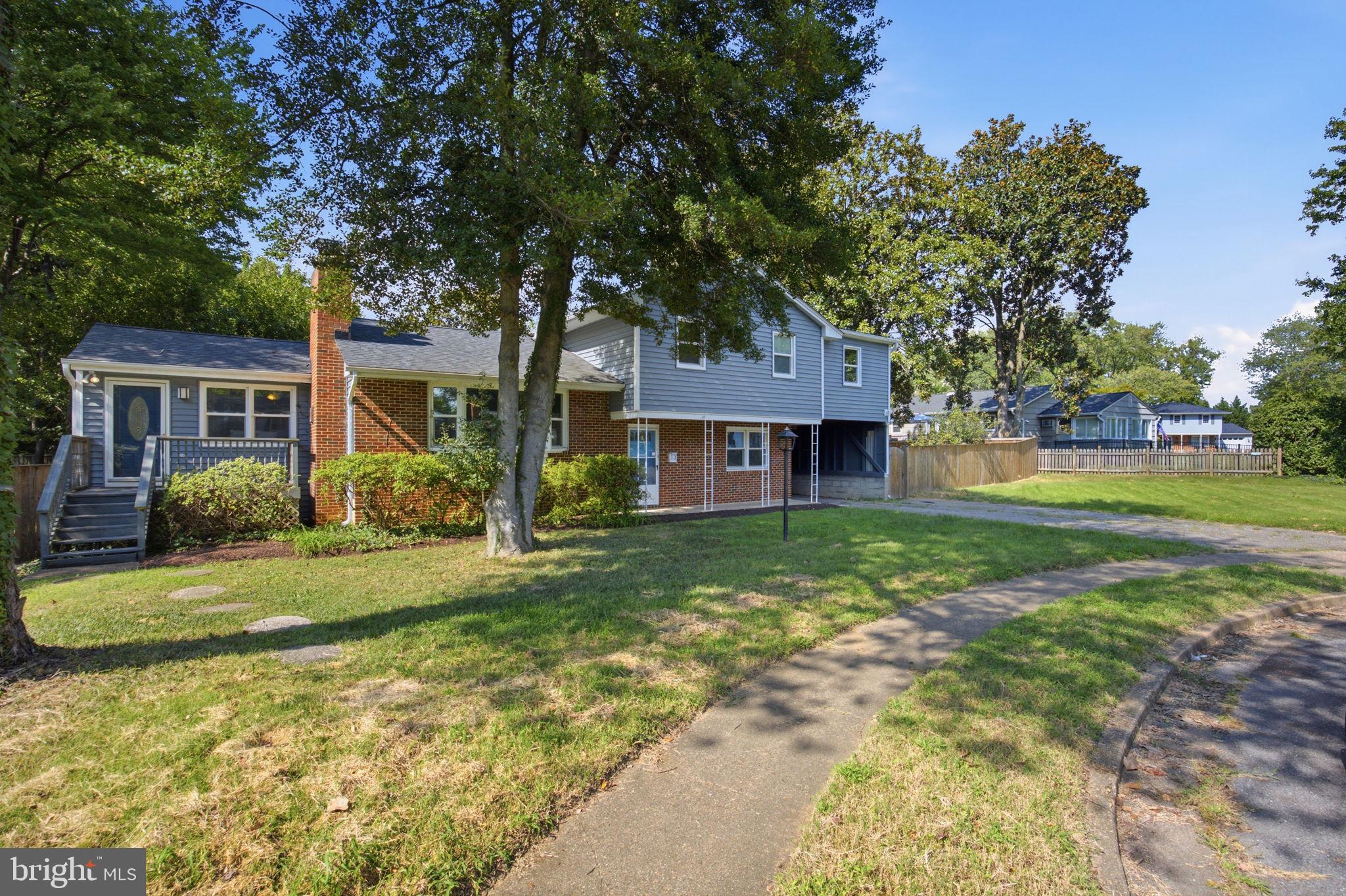 13 RICKOVER COURT