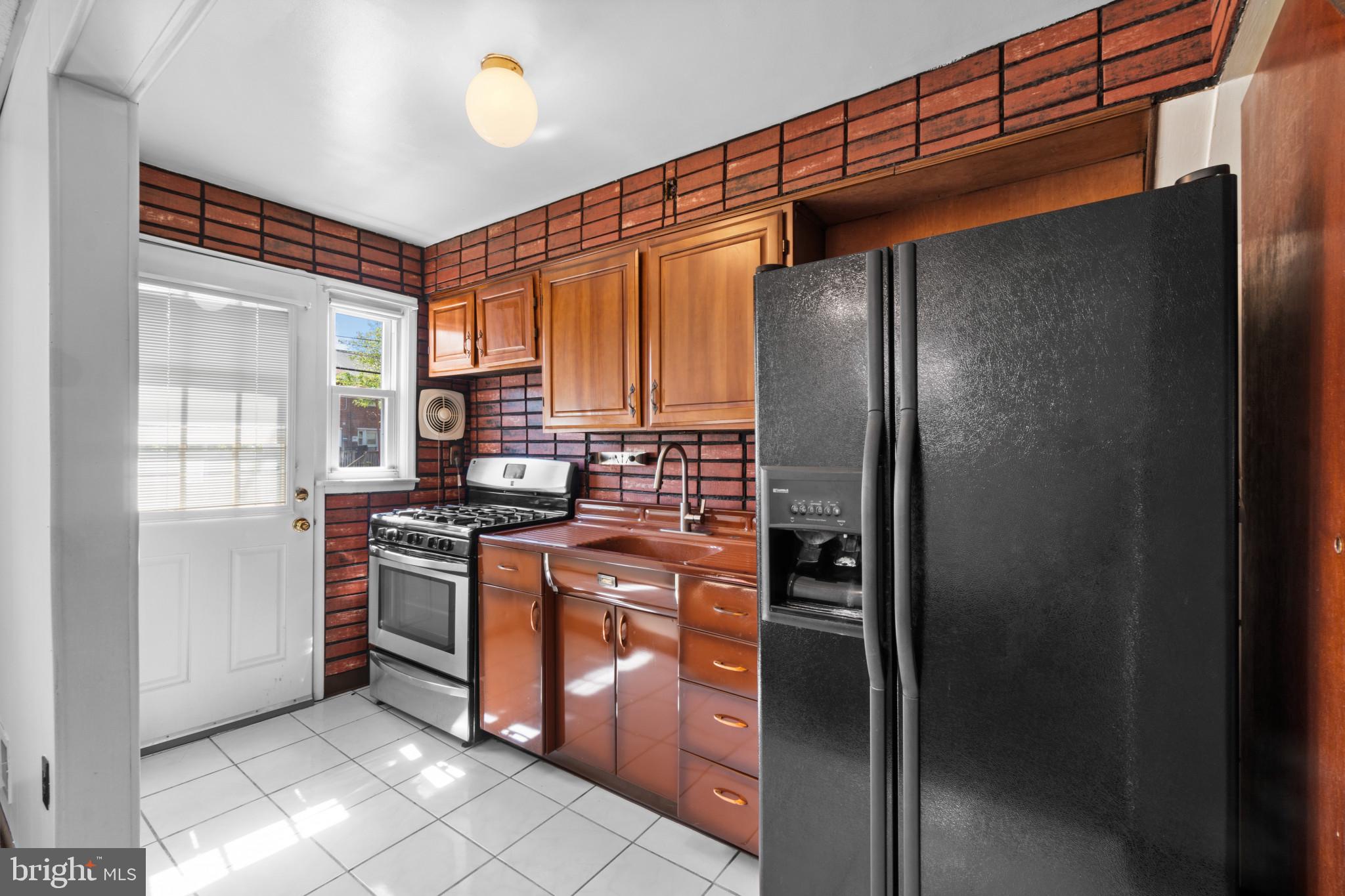 NORTH POINT VILLAGE - Residential