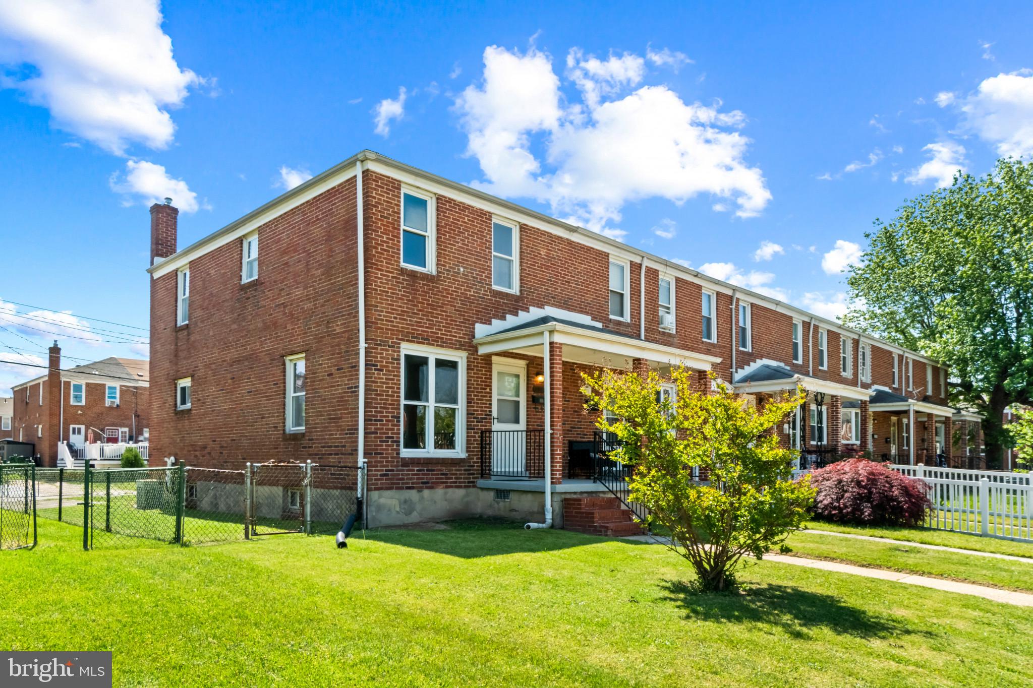 NORTH POINT VILLAGE - Residential