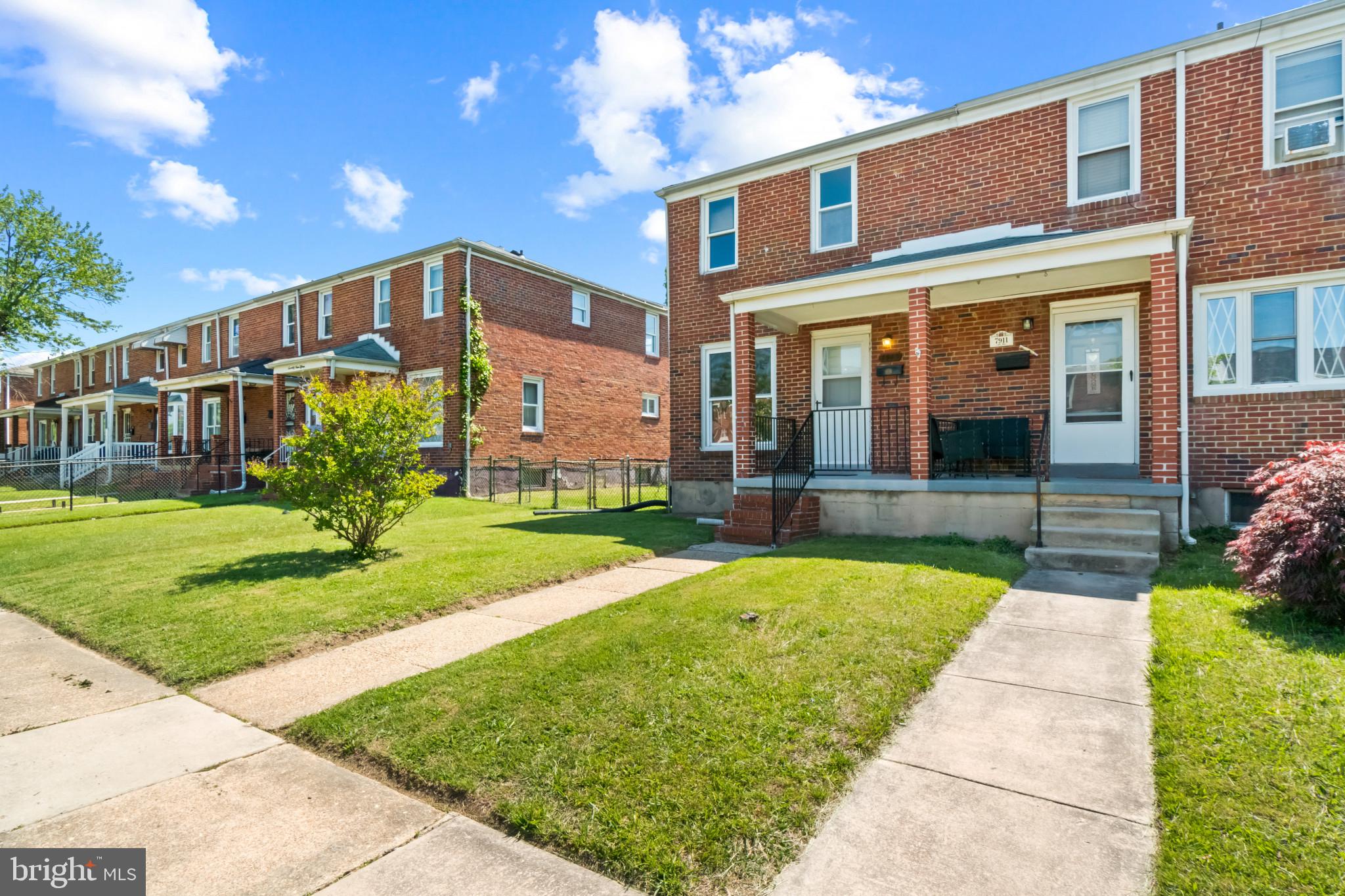 NORTH POINT VILLAGE - Residential