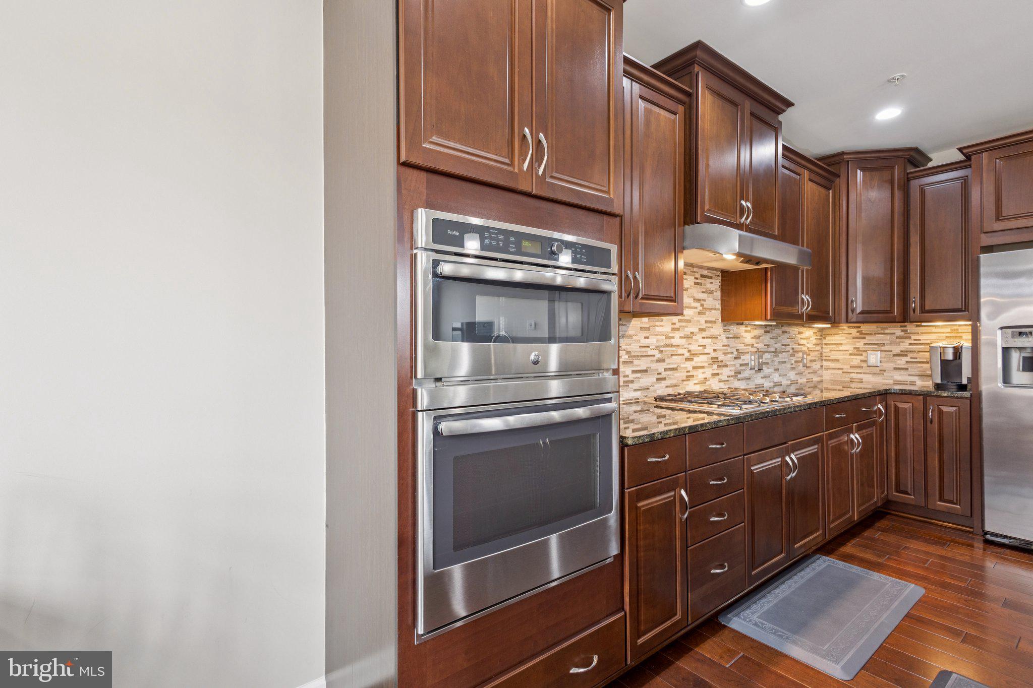 BUCKINGHAM AT LOUDOUN VALLEY - Residential