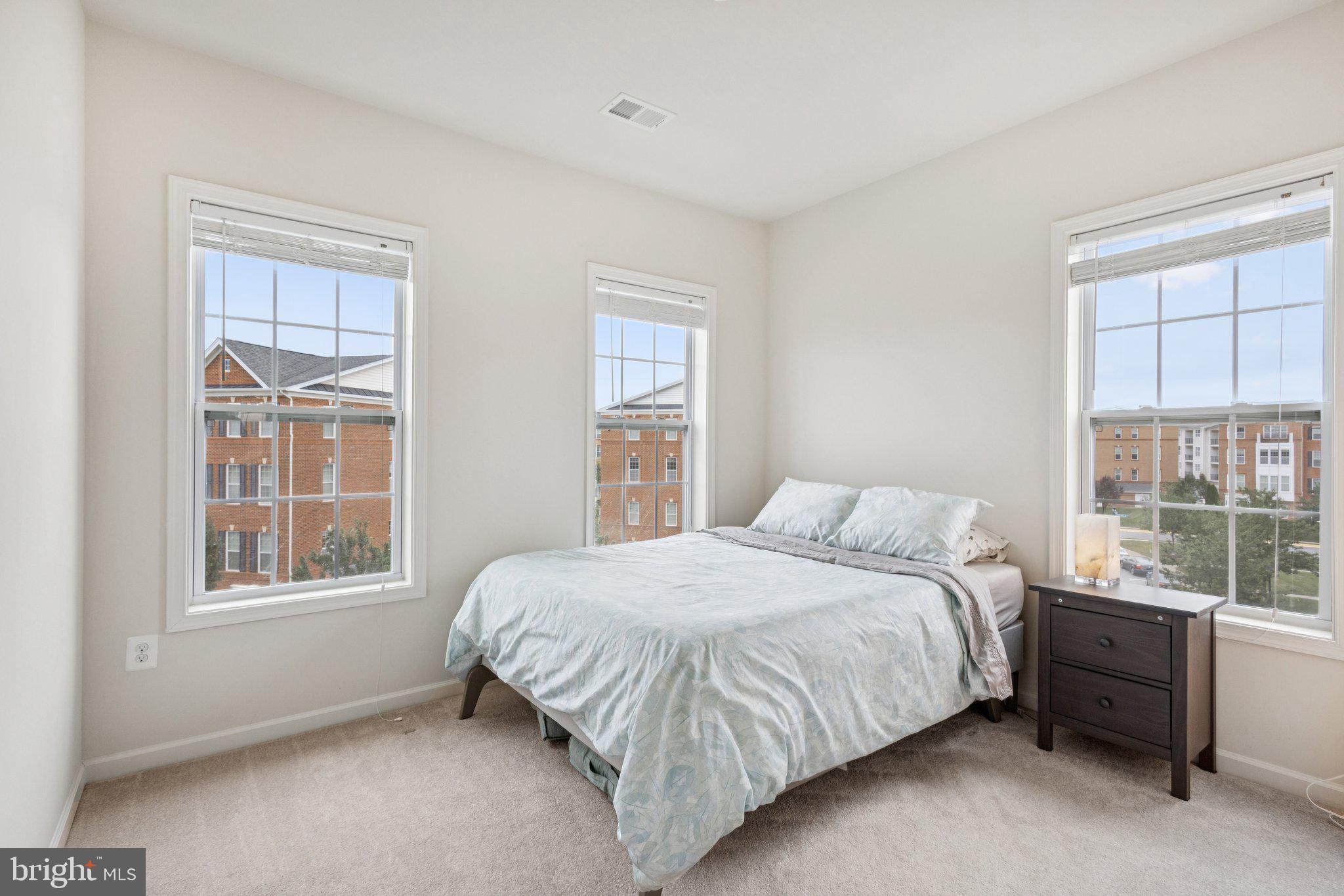 BUCKINGHAM AT LOUDOUN VALLEY - Residential