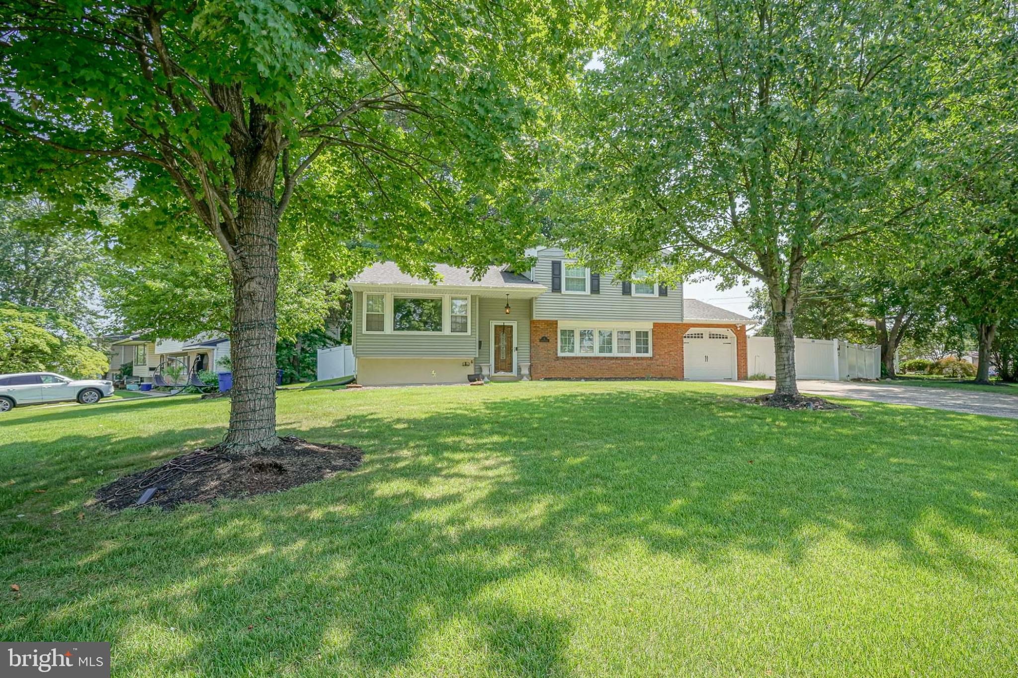 2 DARTMOUTH DRIVE
