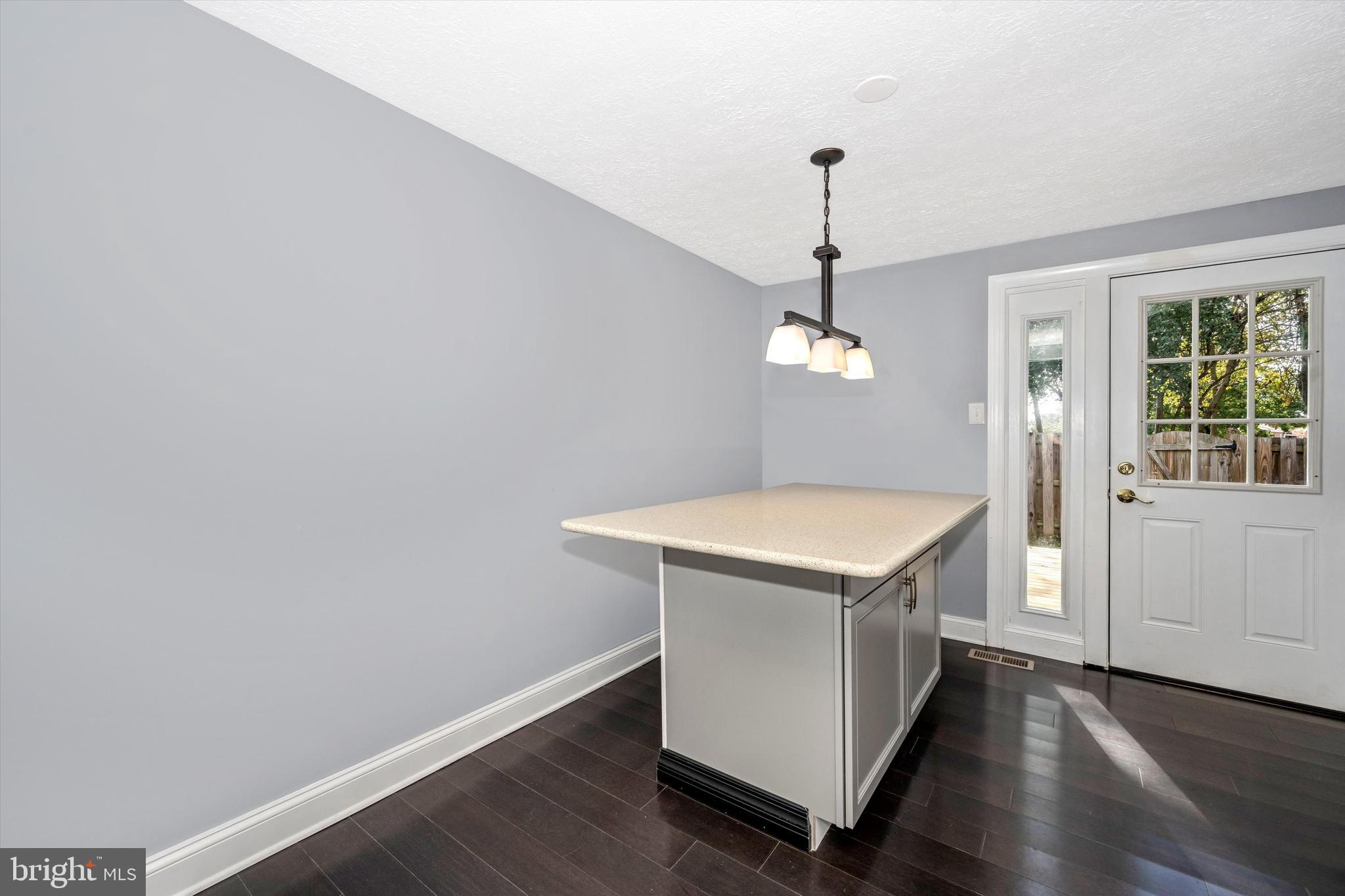 DAMASCUS VALLEY PARK - Residential