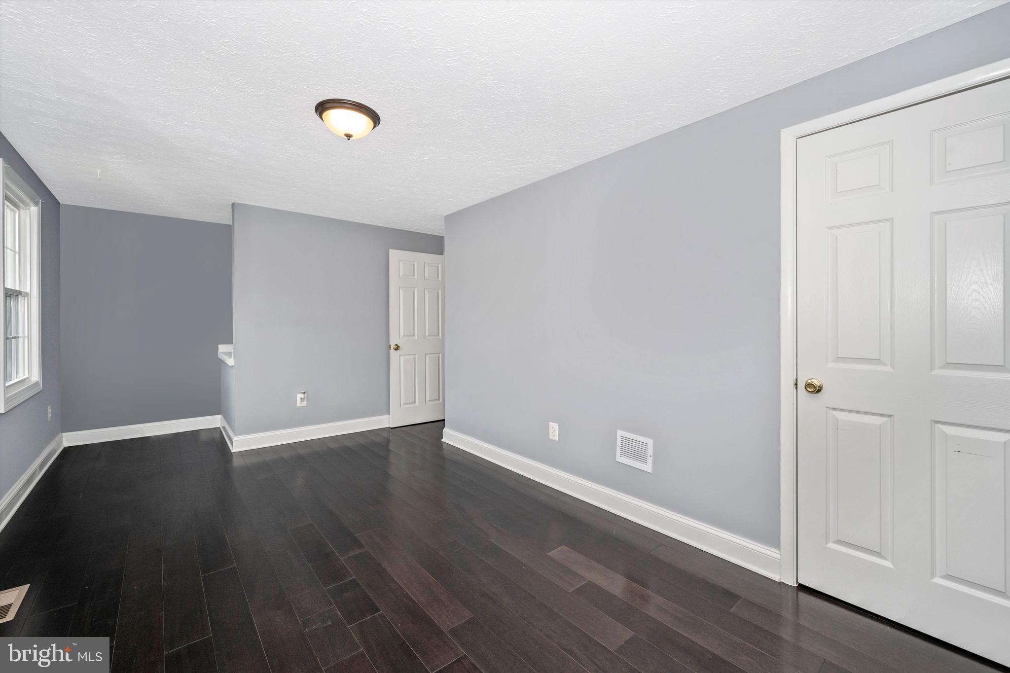 DAMASCUS VALLEY PARK - Residential