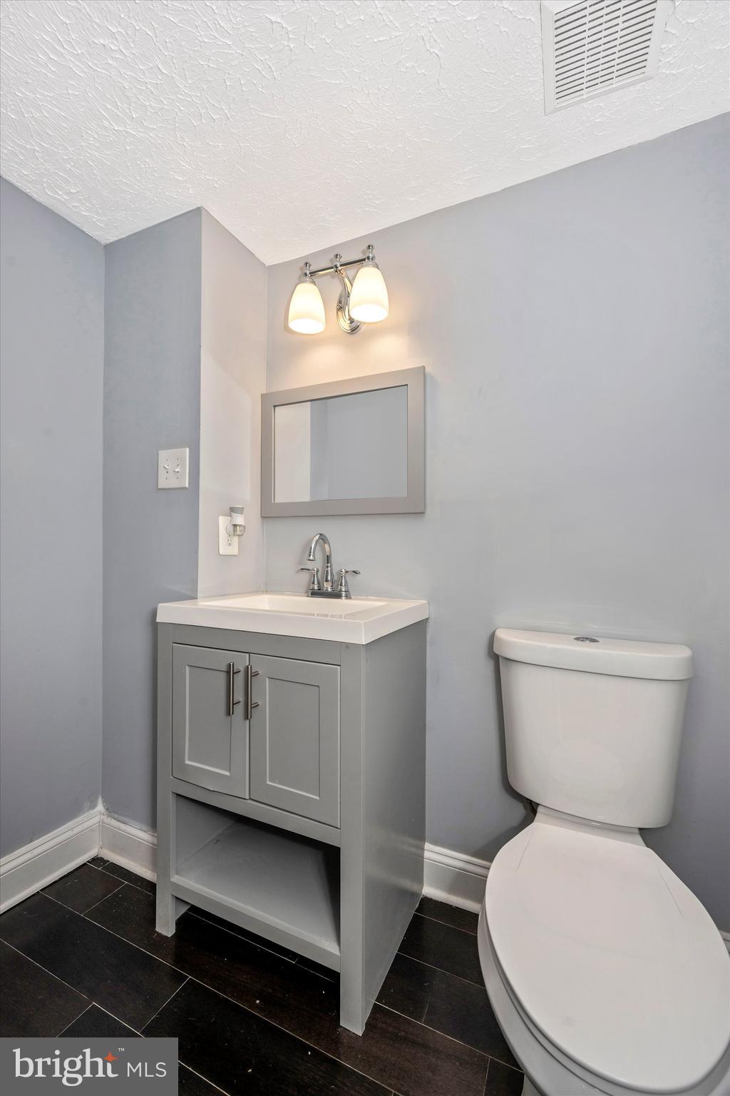 DAMASCUS VALLEY PARK - Residential