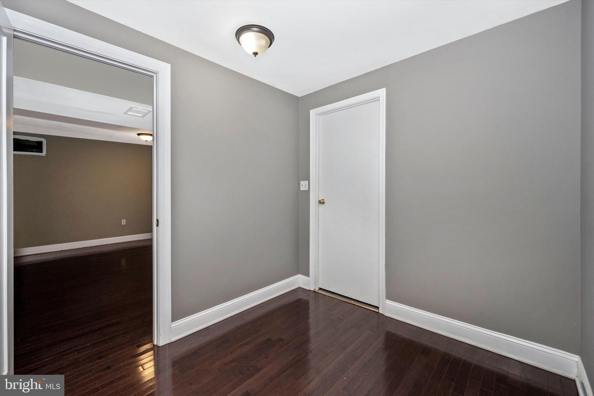 DAMASCUS VALLEY PARK - Residential