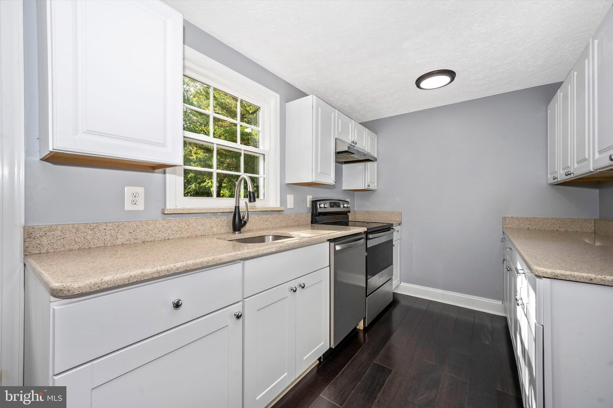 DAMASCUS VALLEY PARK - Residential