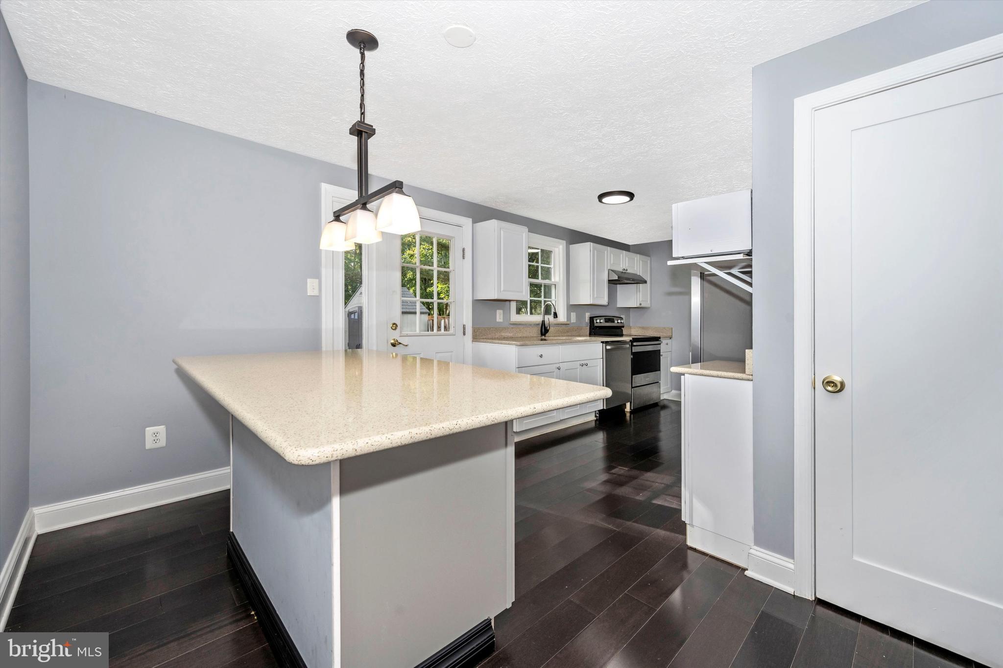 DAMASCUS VALLEY PARK - Residential