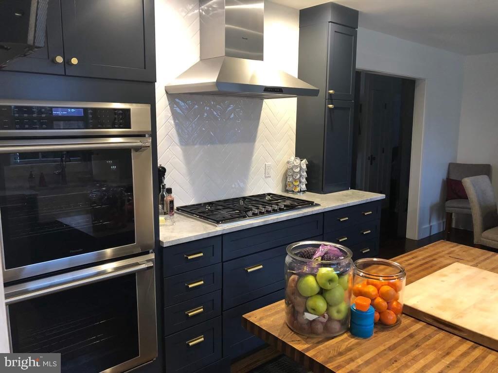 PAULMARK ESTATES - Residential Lease