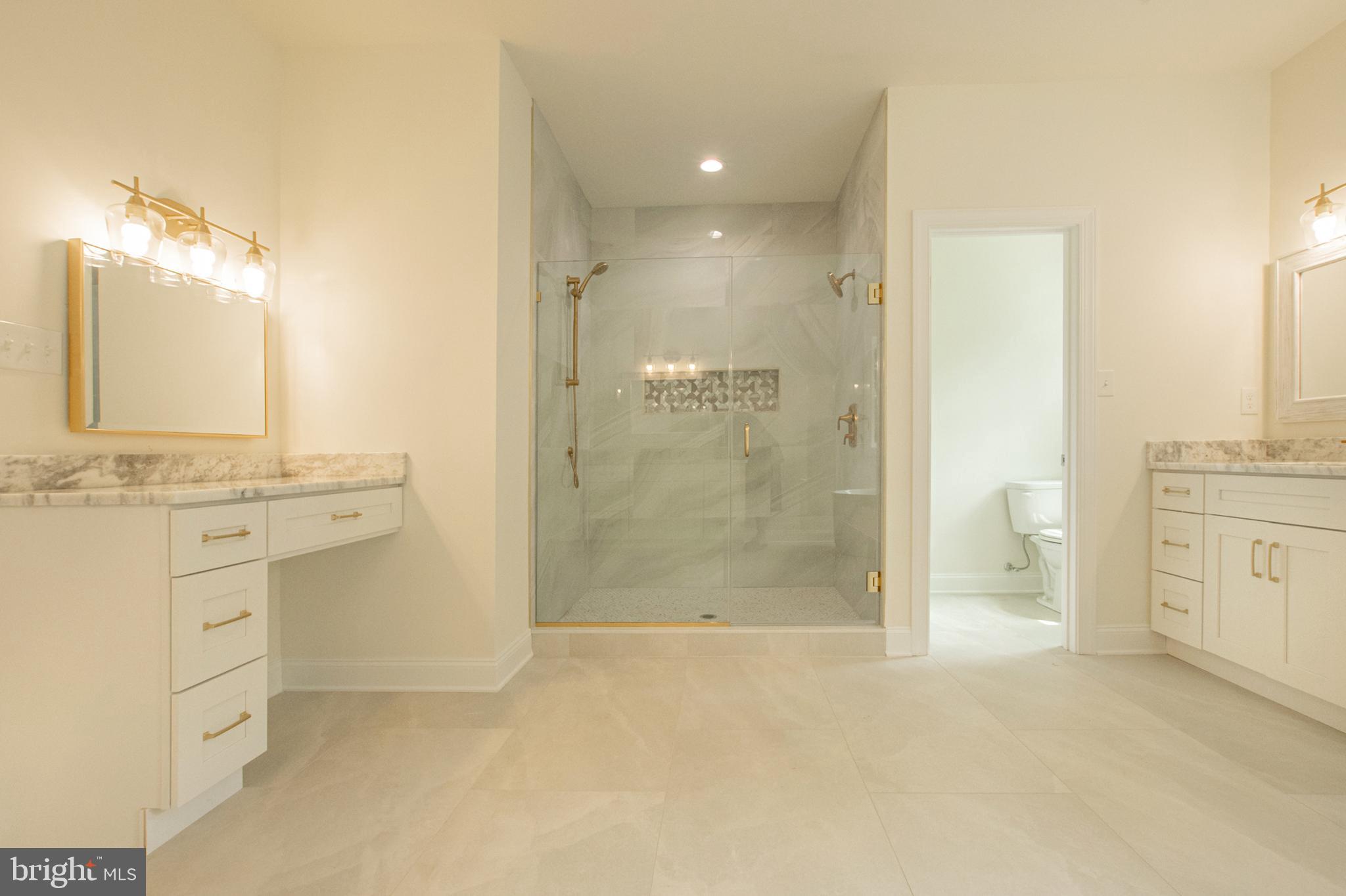 SARUM FARM - Residential