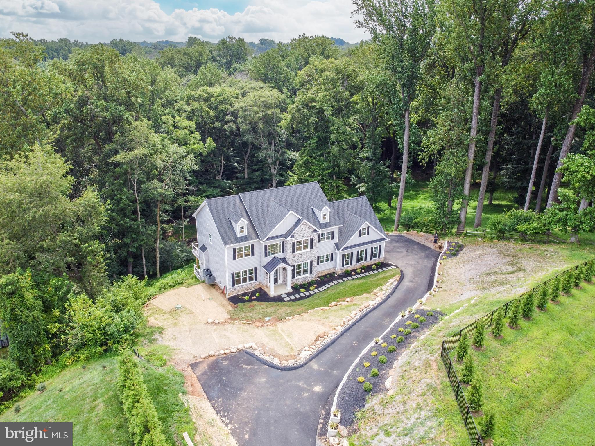 SARUM FARM - Residential