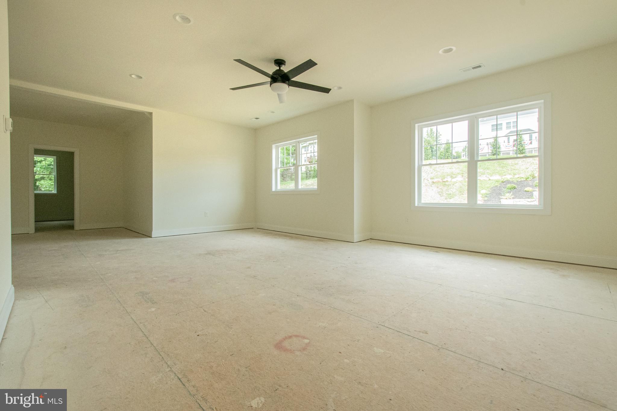 SARUM FARM - Residential