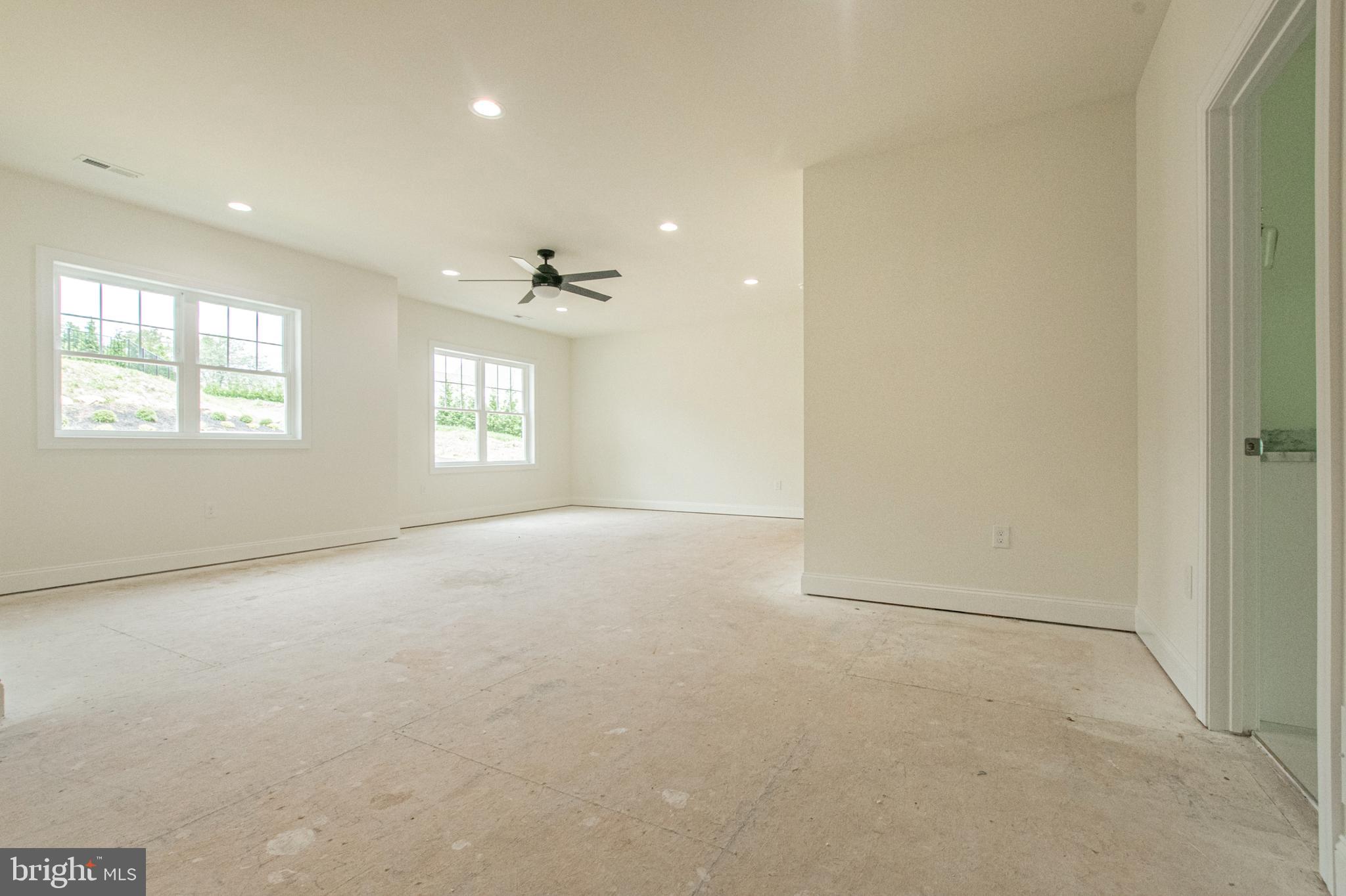 SARUM FARM - Residential