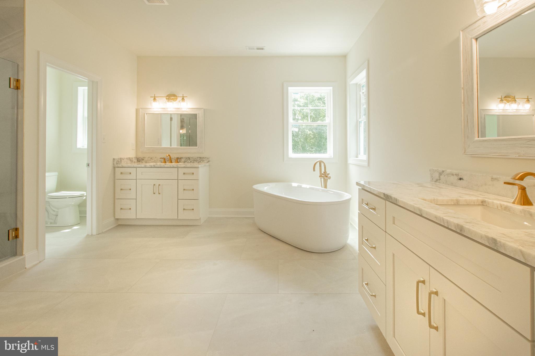 SARUM FARM - Residential