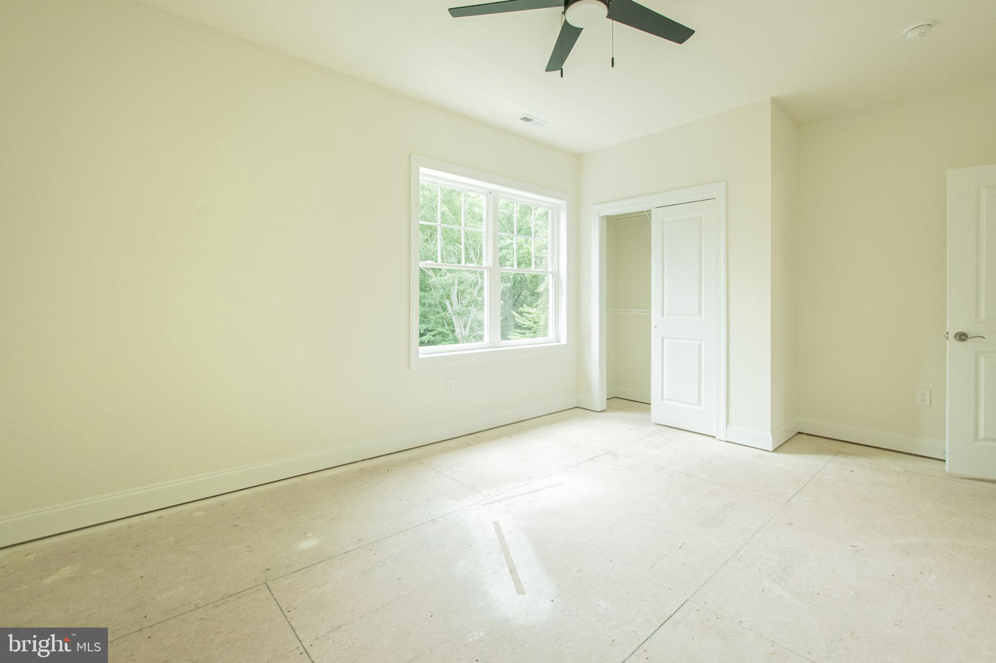 SARUM FARM - Residential