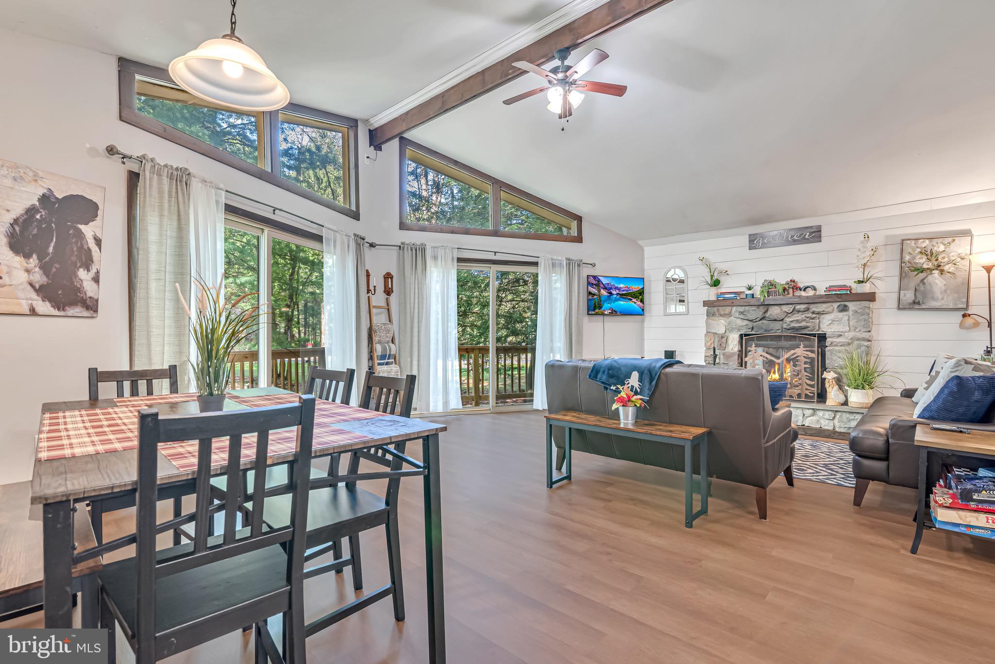 TOWAMENSING TRAILS - Residential