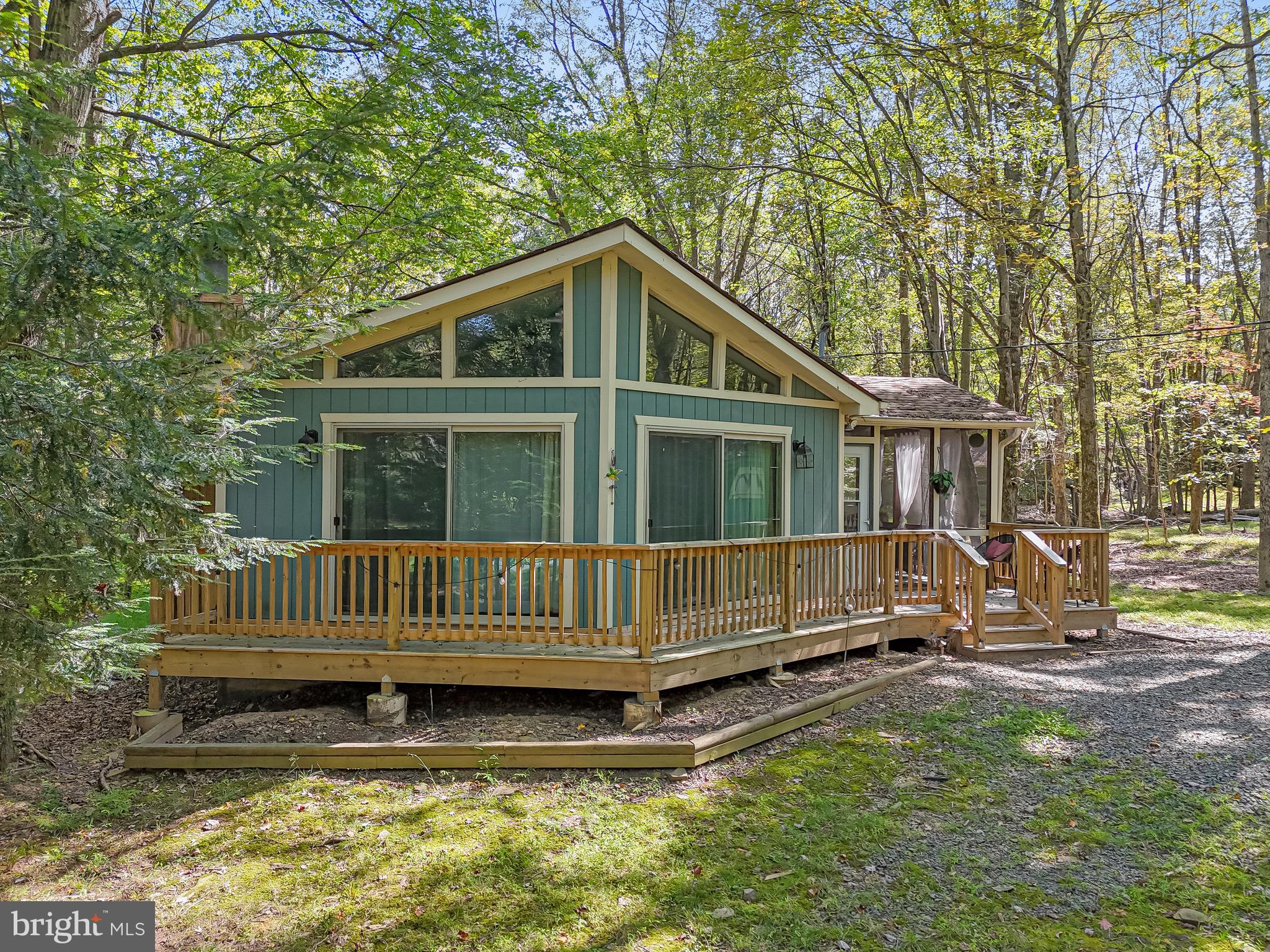 TOWAMENSING TRAILS - Residential