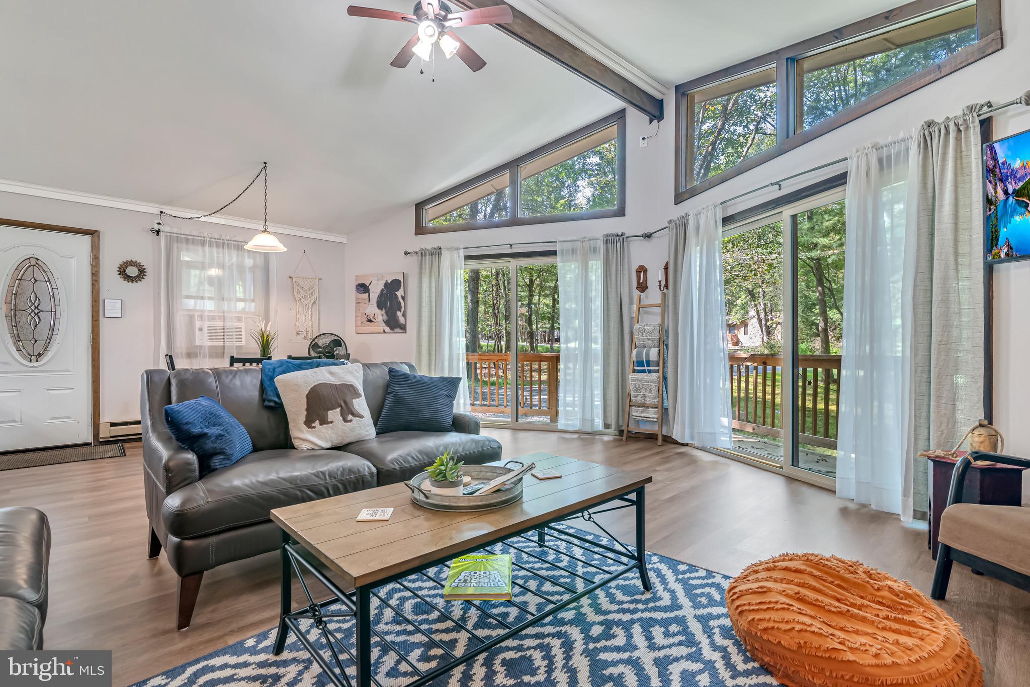 TOWAMENSING TRAILS - Residential