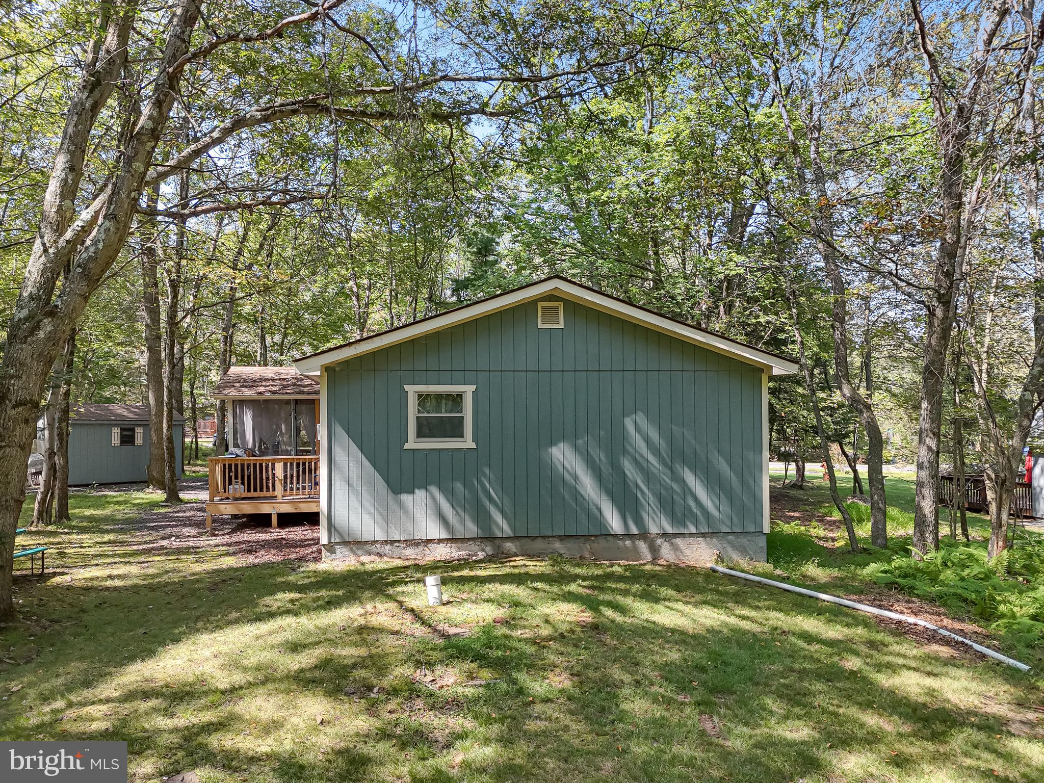 TOWAMENSING TRAILS - Residential