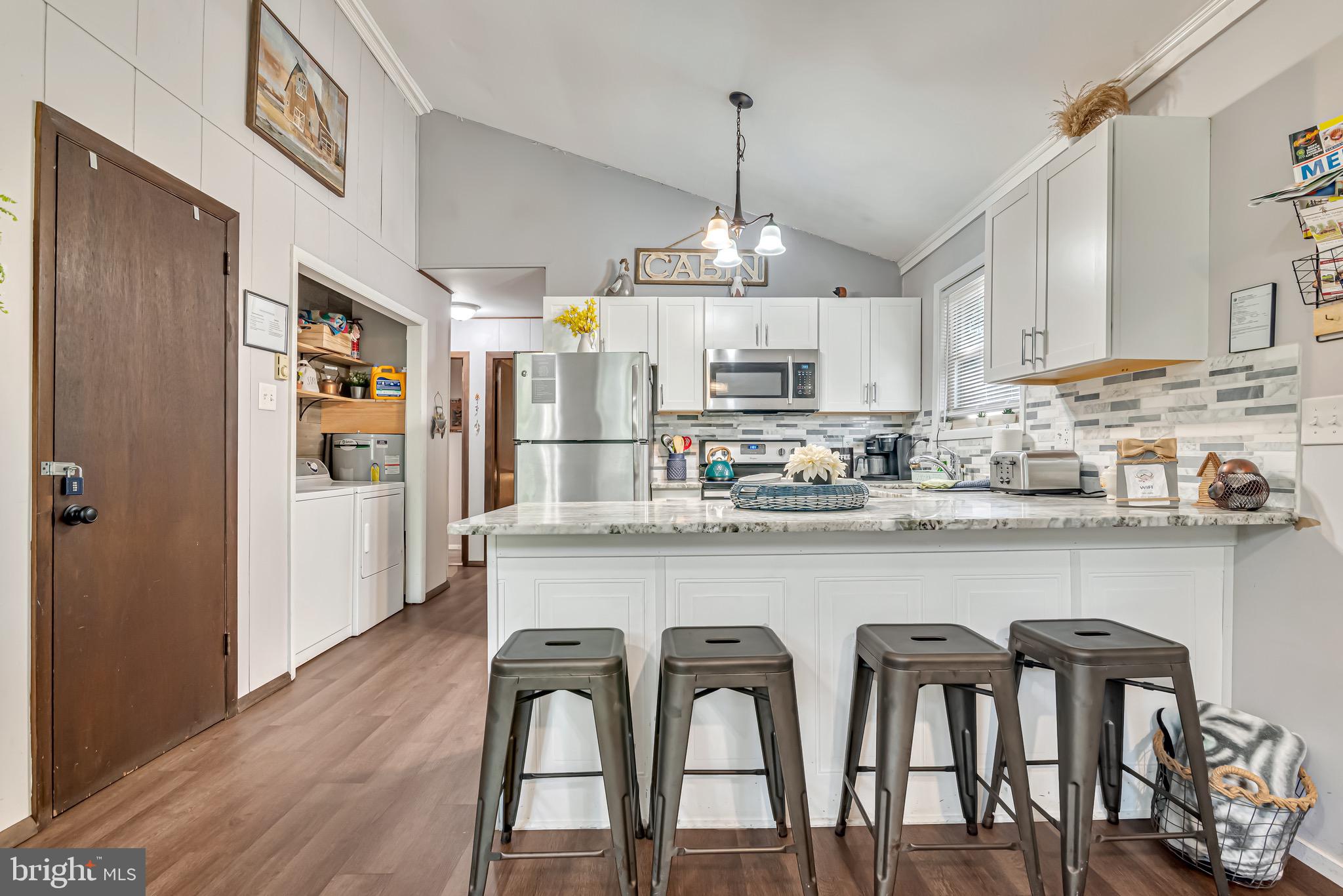 TOWAMENSING TRAILS - Residential