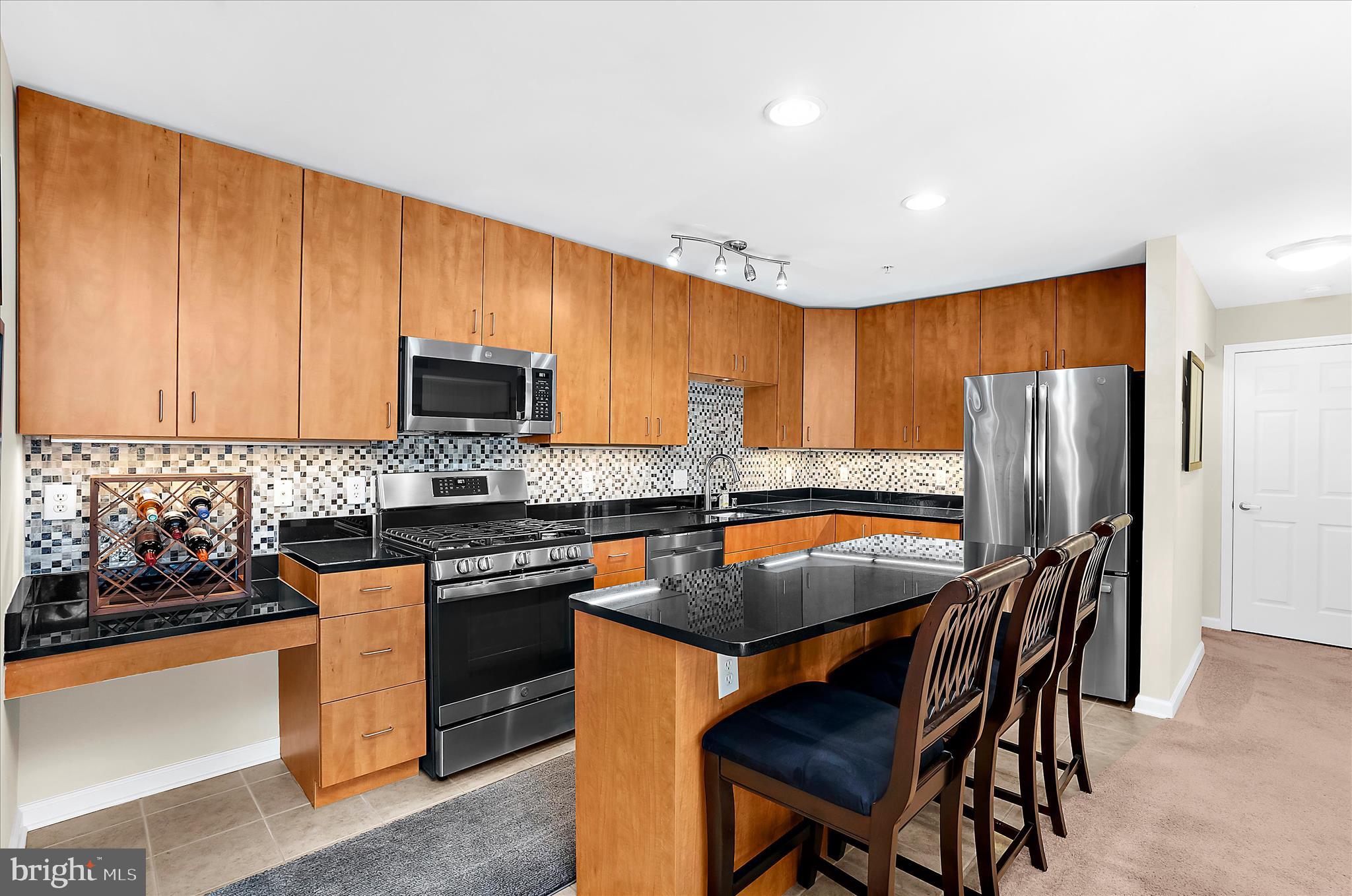 THE LANDING AT SPA CREEK - Residential