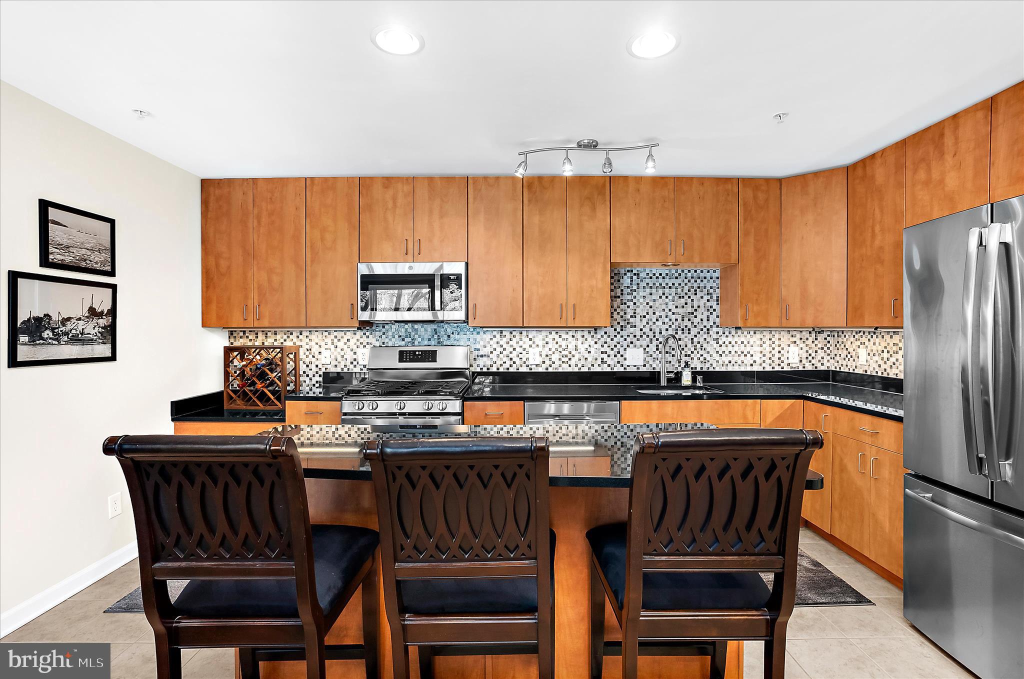 THE LANDING AT SPA CREEK - Residential