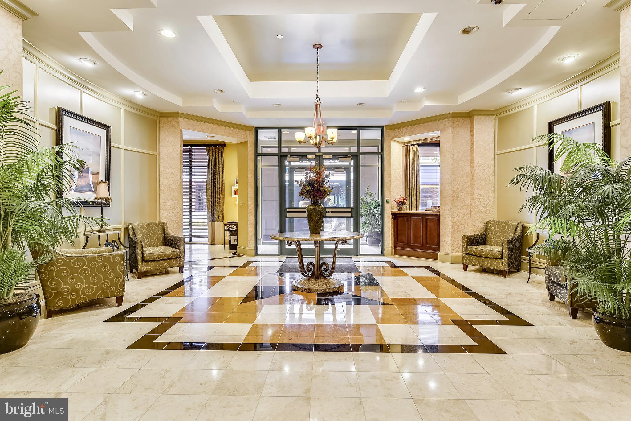 BROADWAY CONDOMINIUM - Residential