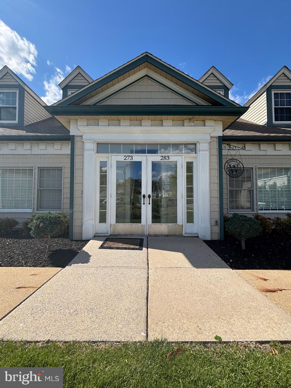 279 W UWCHLAN AVENUE 279