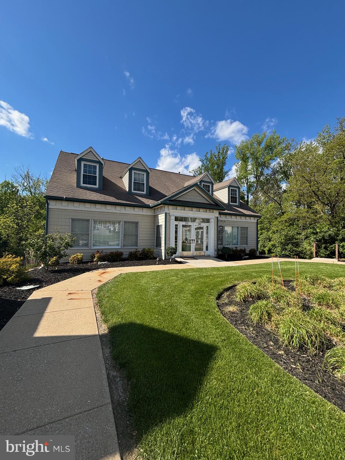279 W UWCHLAN AVENUE 279