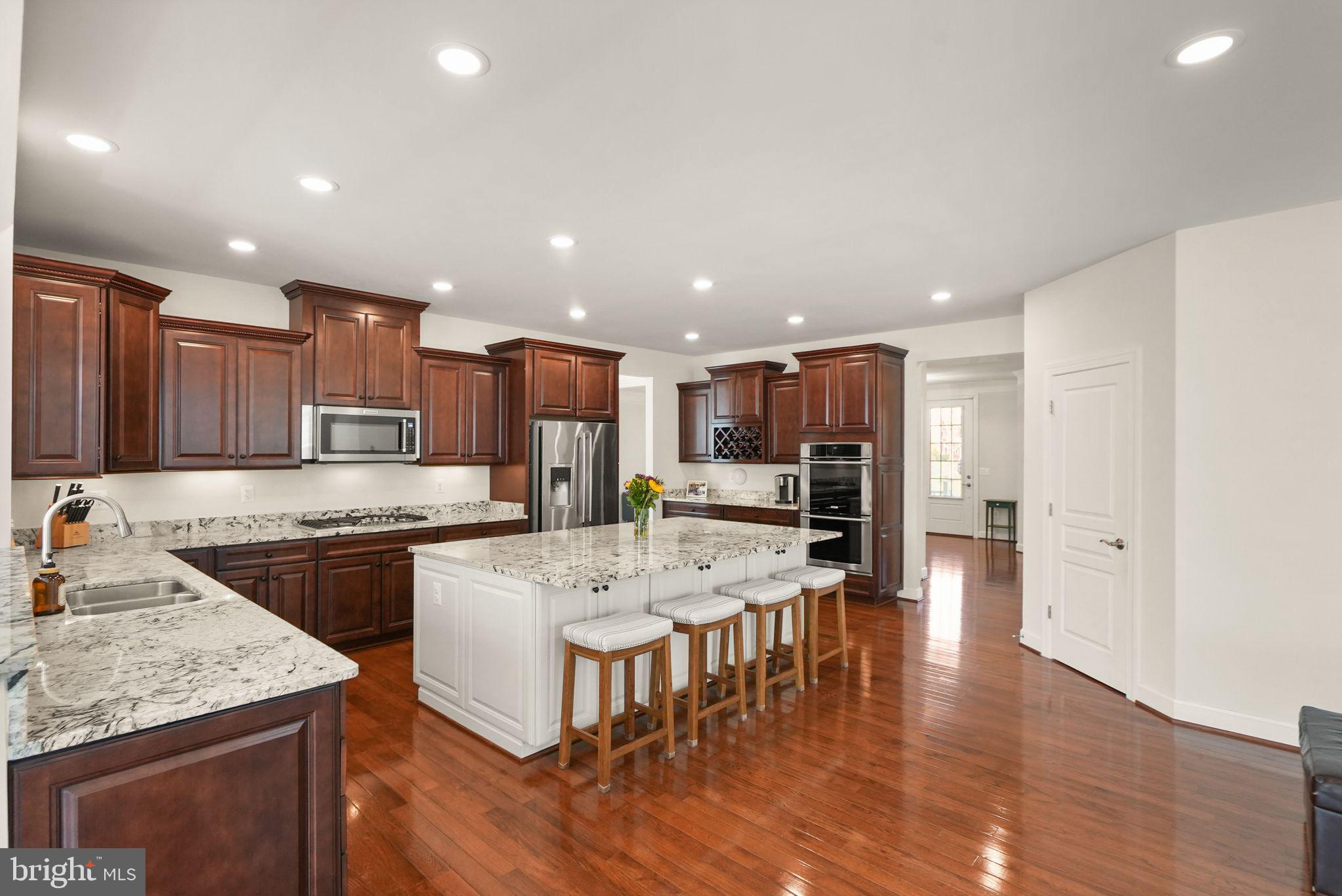 WOODLAND FARMS - Residential