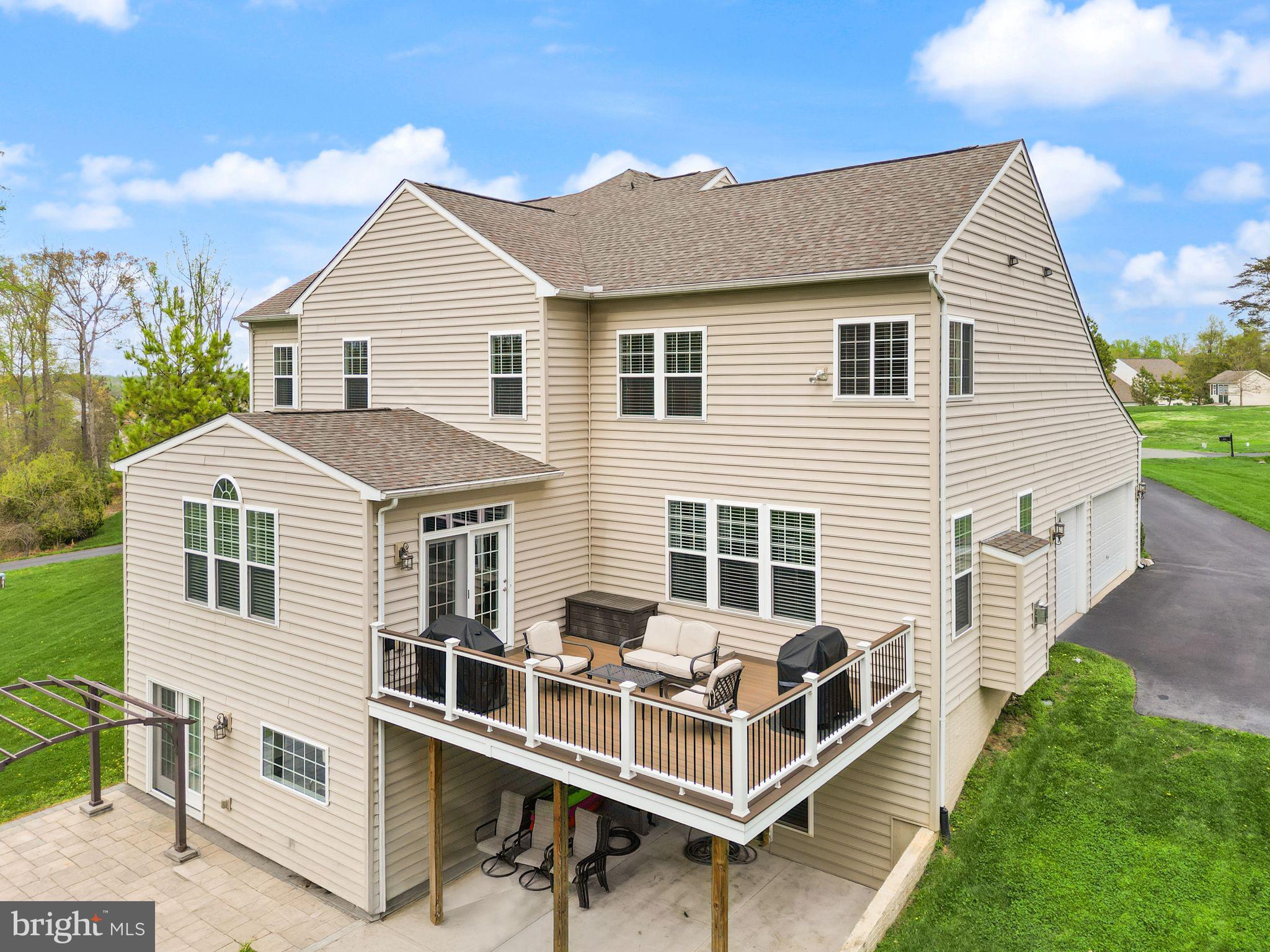 WOODLAND FARMS - Residential