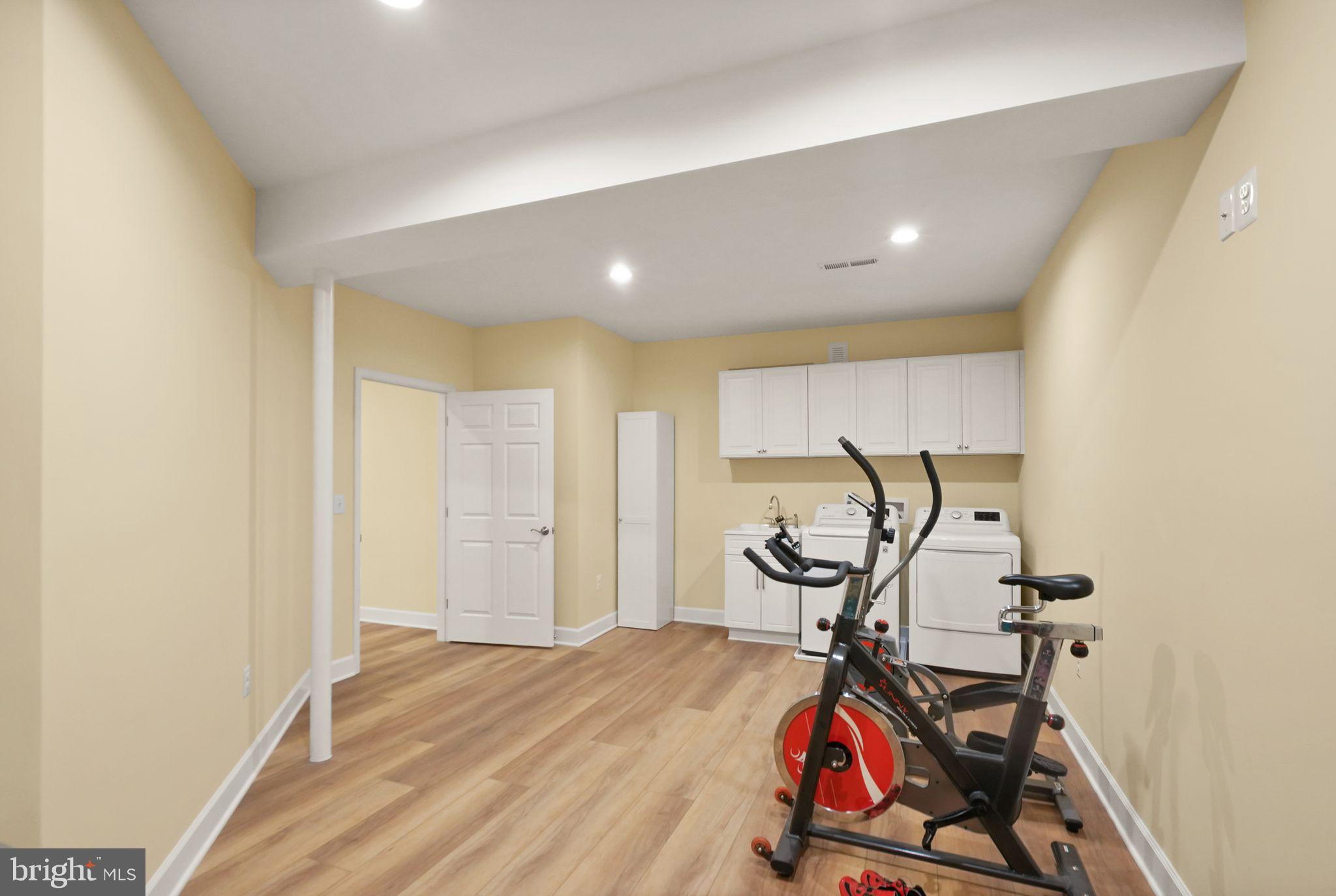 WOODLAND FARMS - Residential