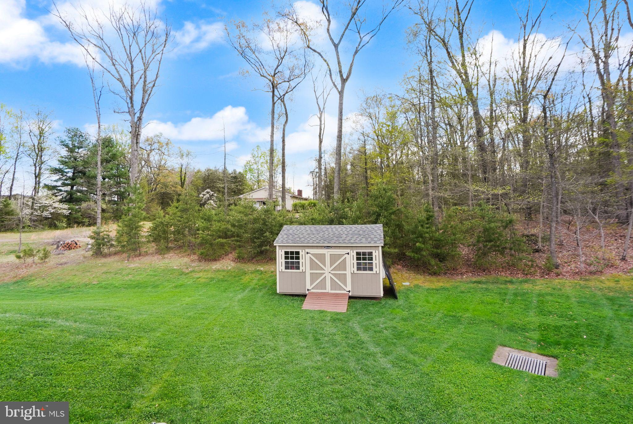 WOODLAND FARMS - Residential