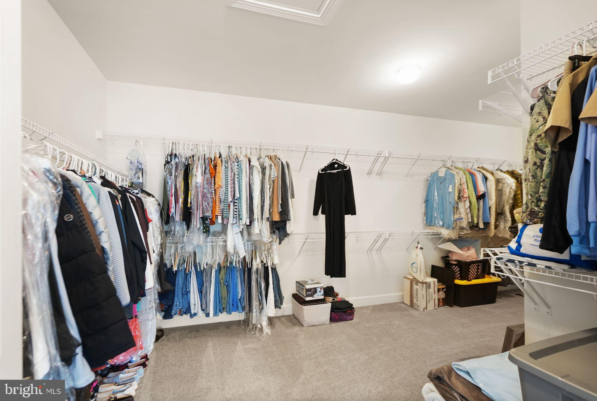 WOODLAND FARMS - Residential