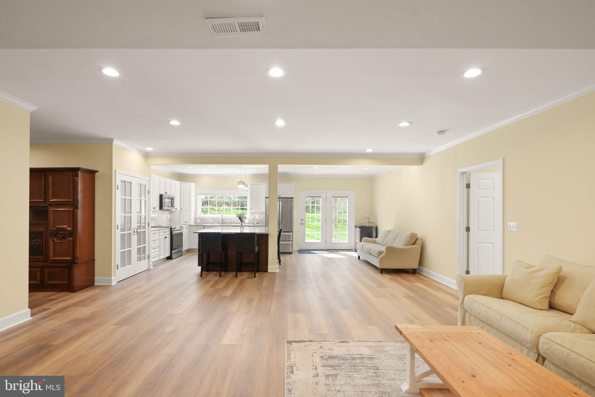 WOODLAND FARMS - Residential