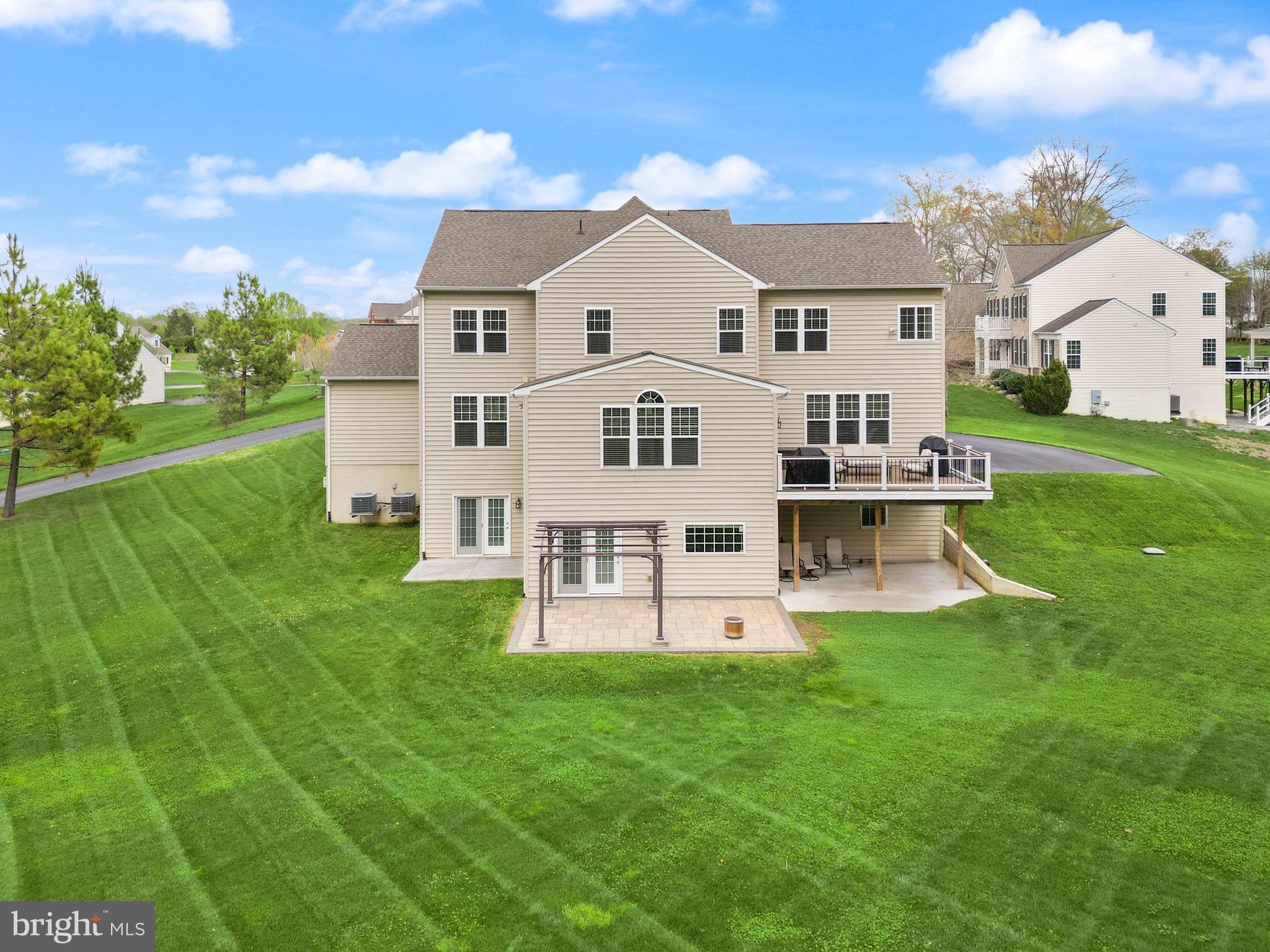 WOODLAND FARMS - Residential