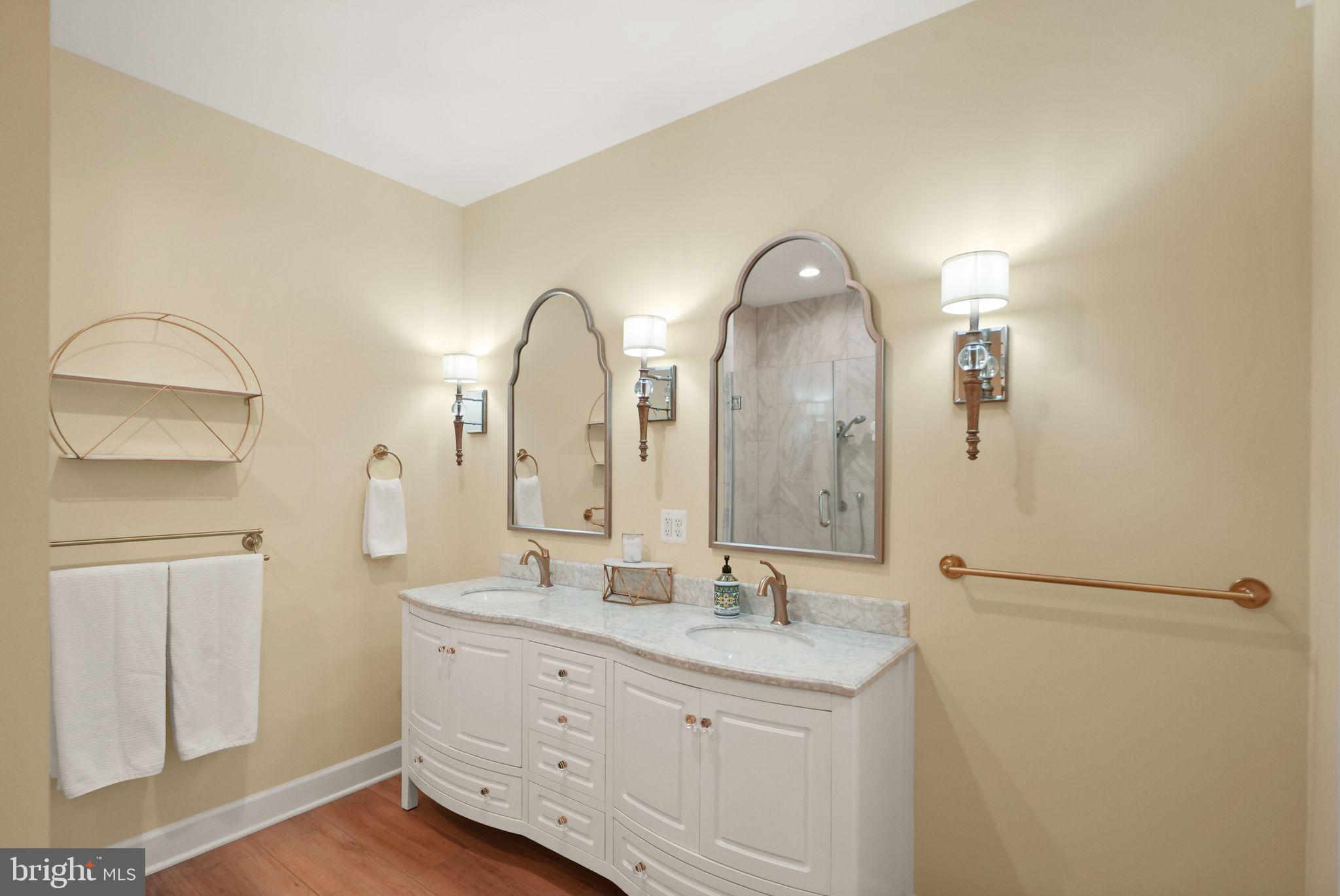 WOODLAND FARMS - Residential