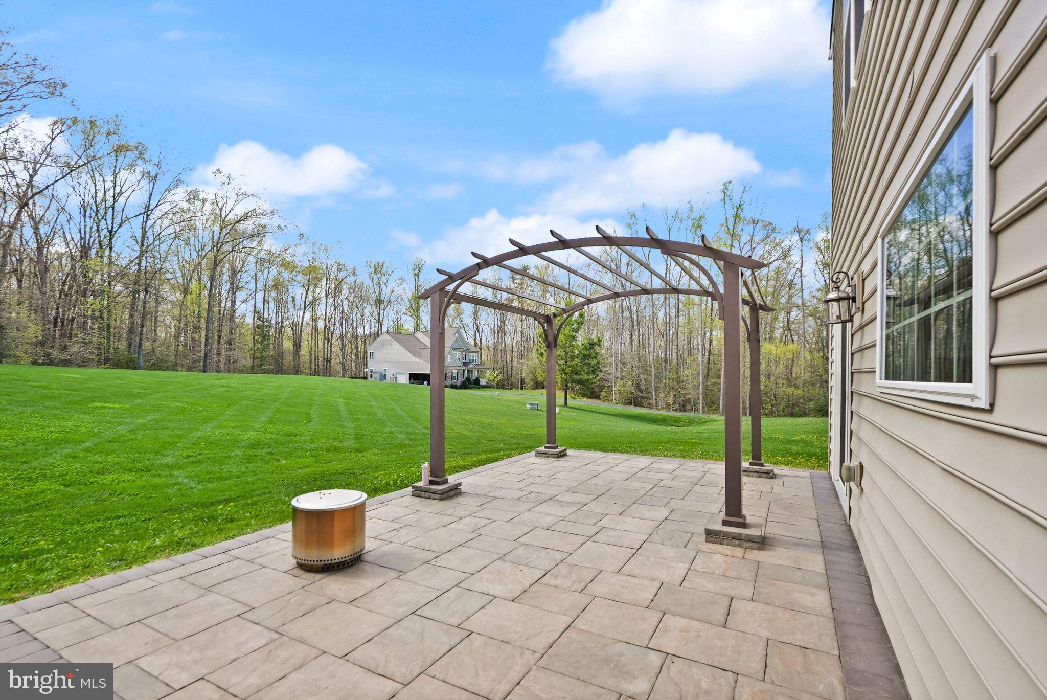 WOODLAND FARMS - Residential