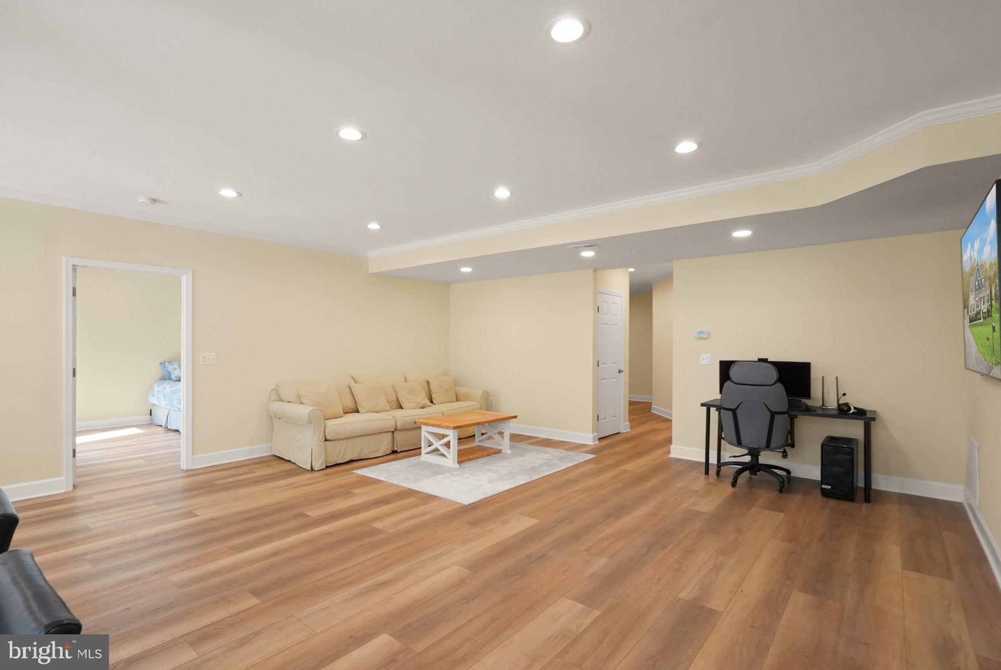 WOODLAND FARMS - Residential