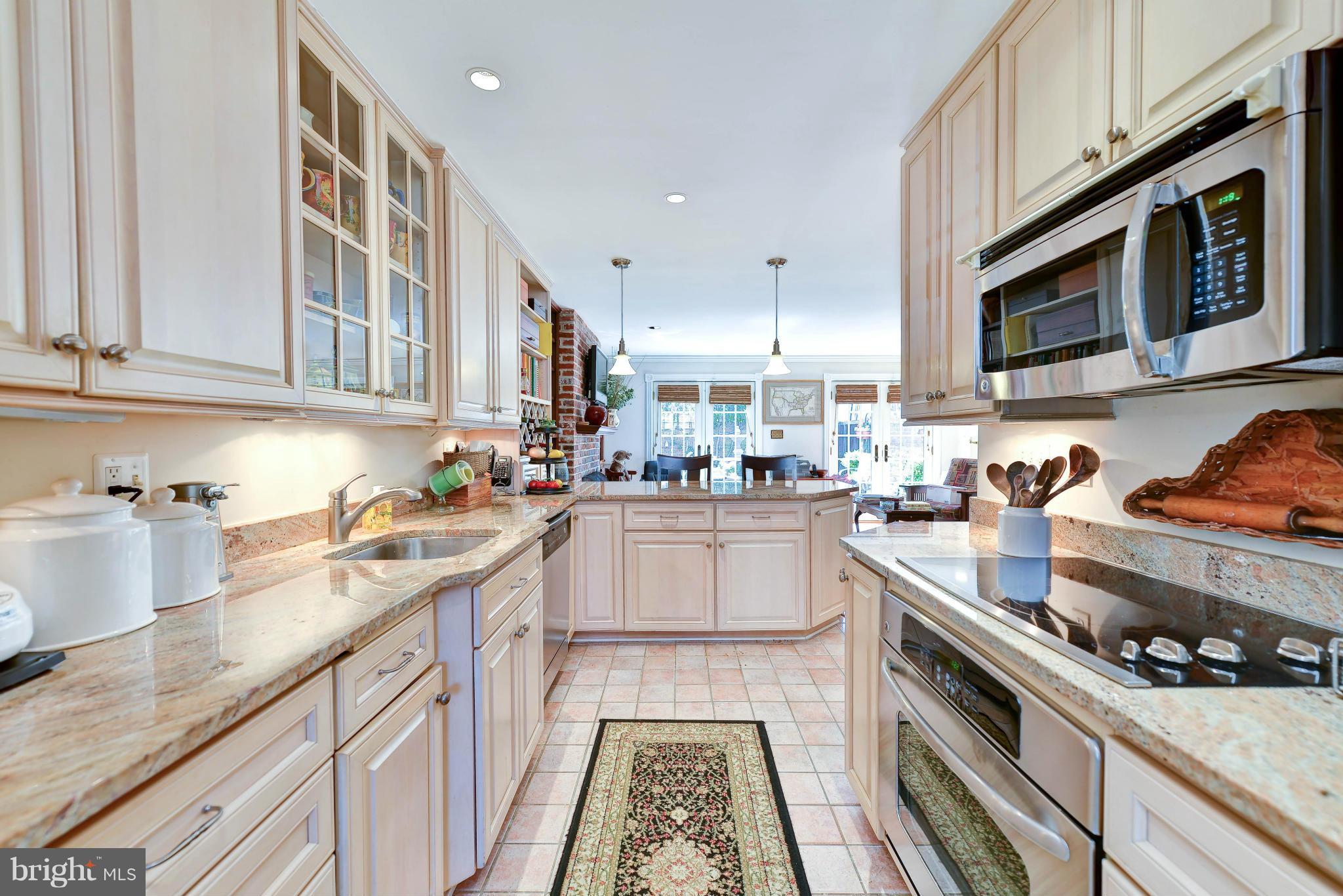 POMMANDER - Residential