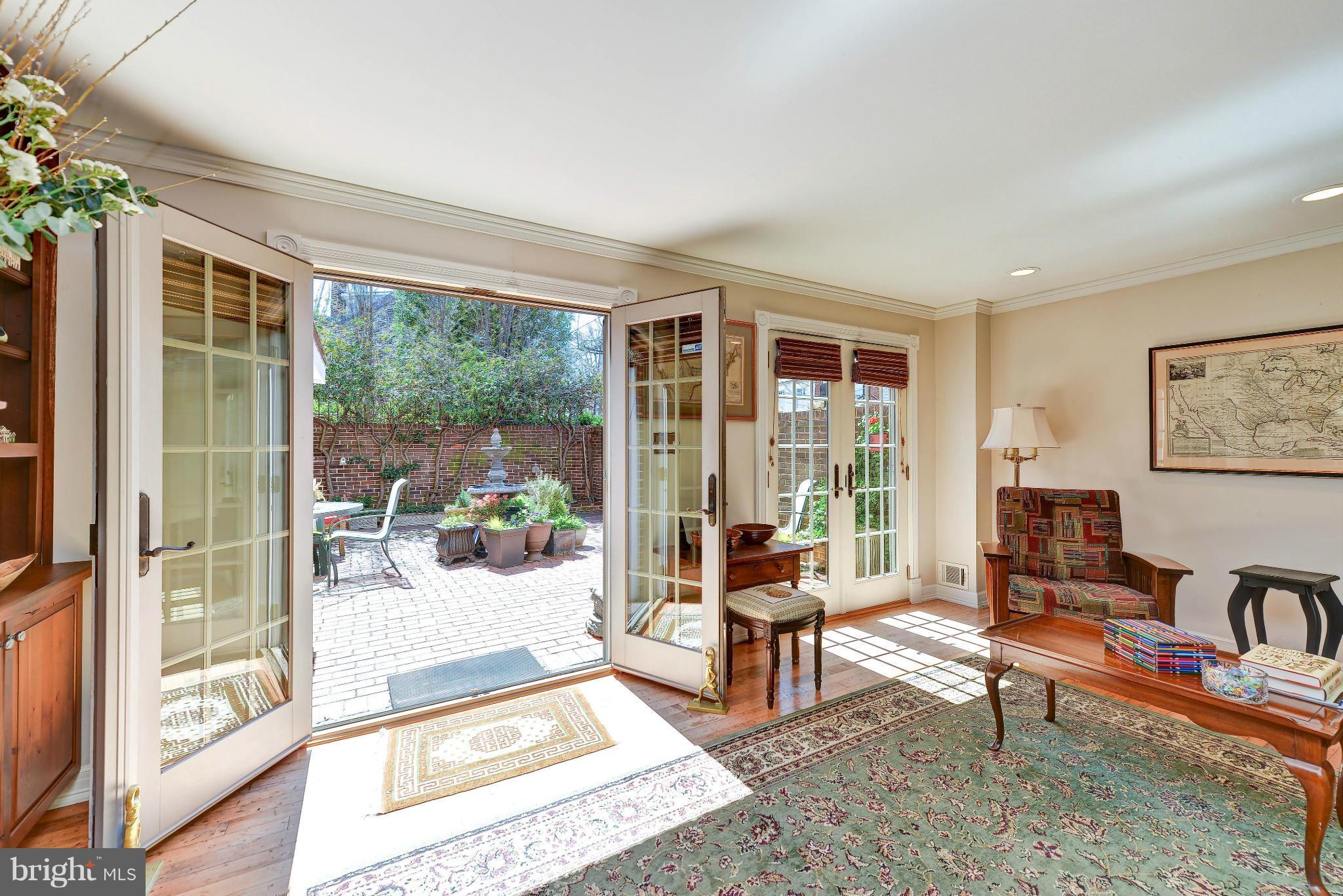 POMMANDER - Residential