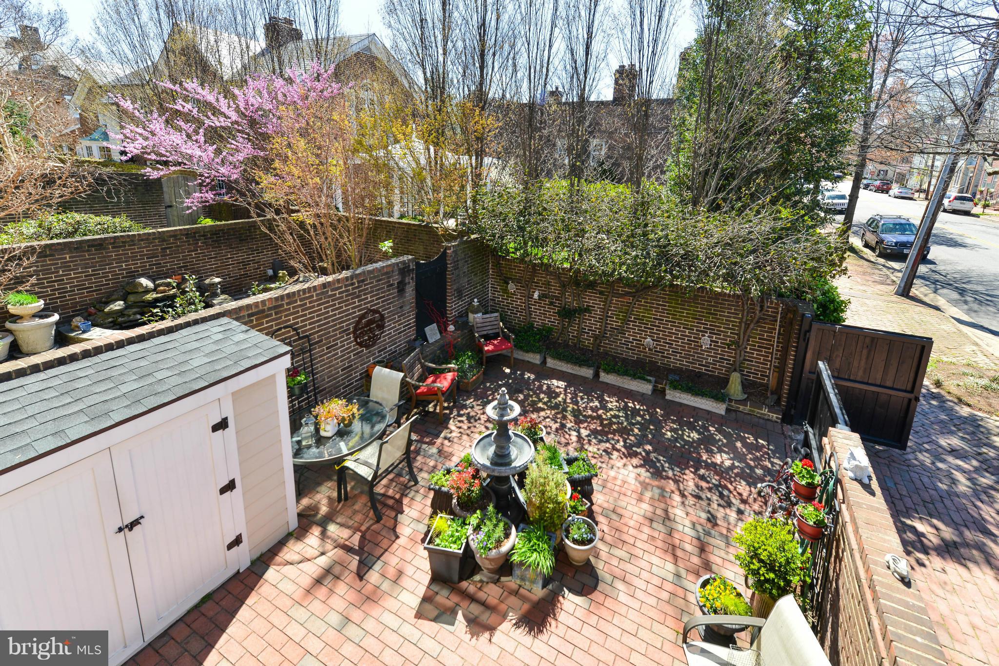 POMMANDER - Residential