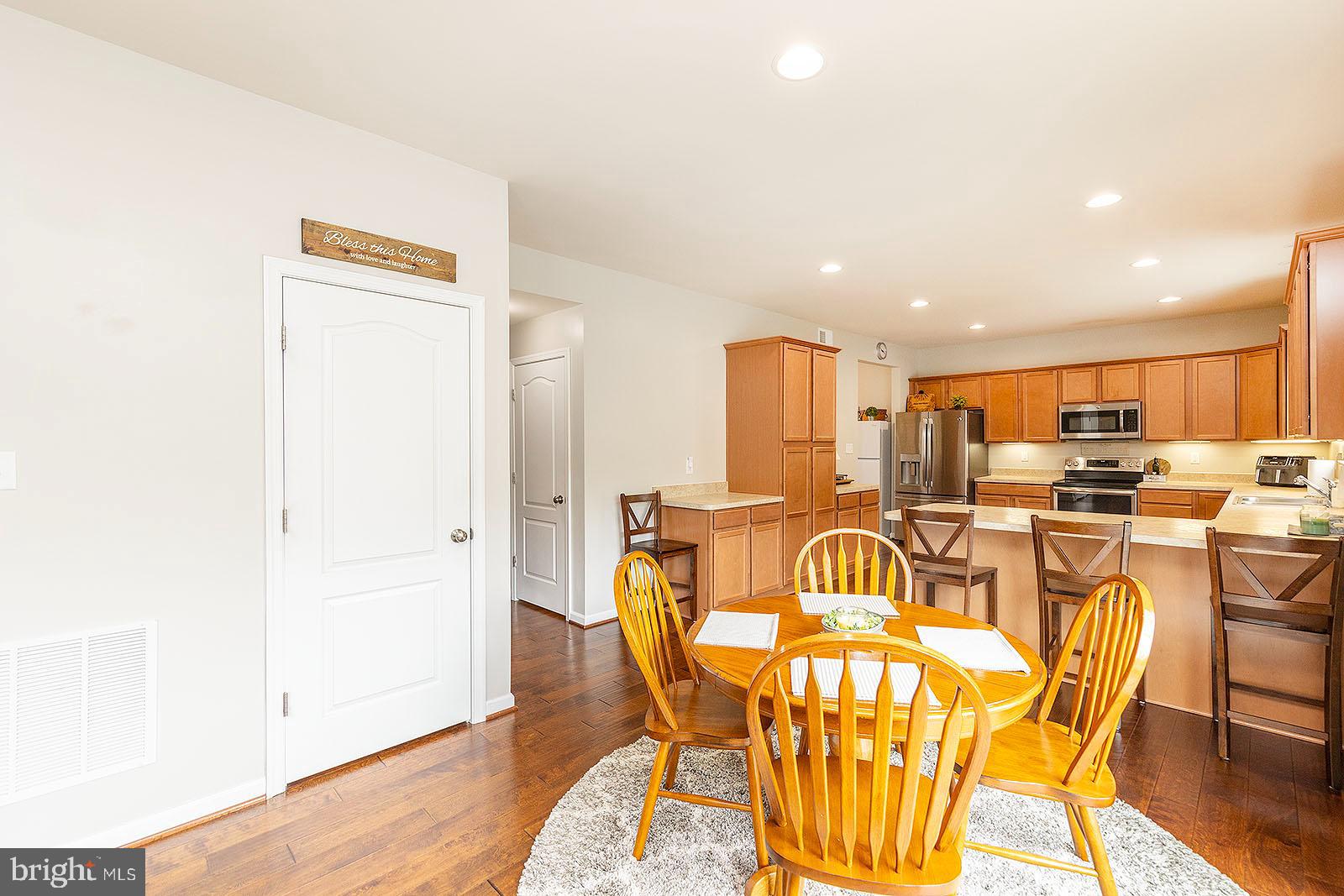 AMBERFIELD - Residential