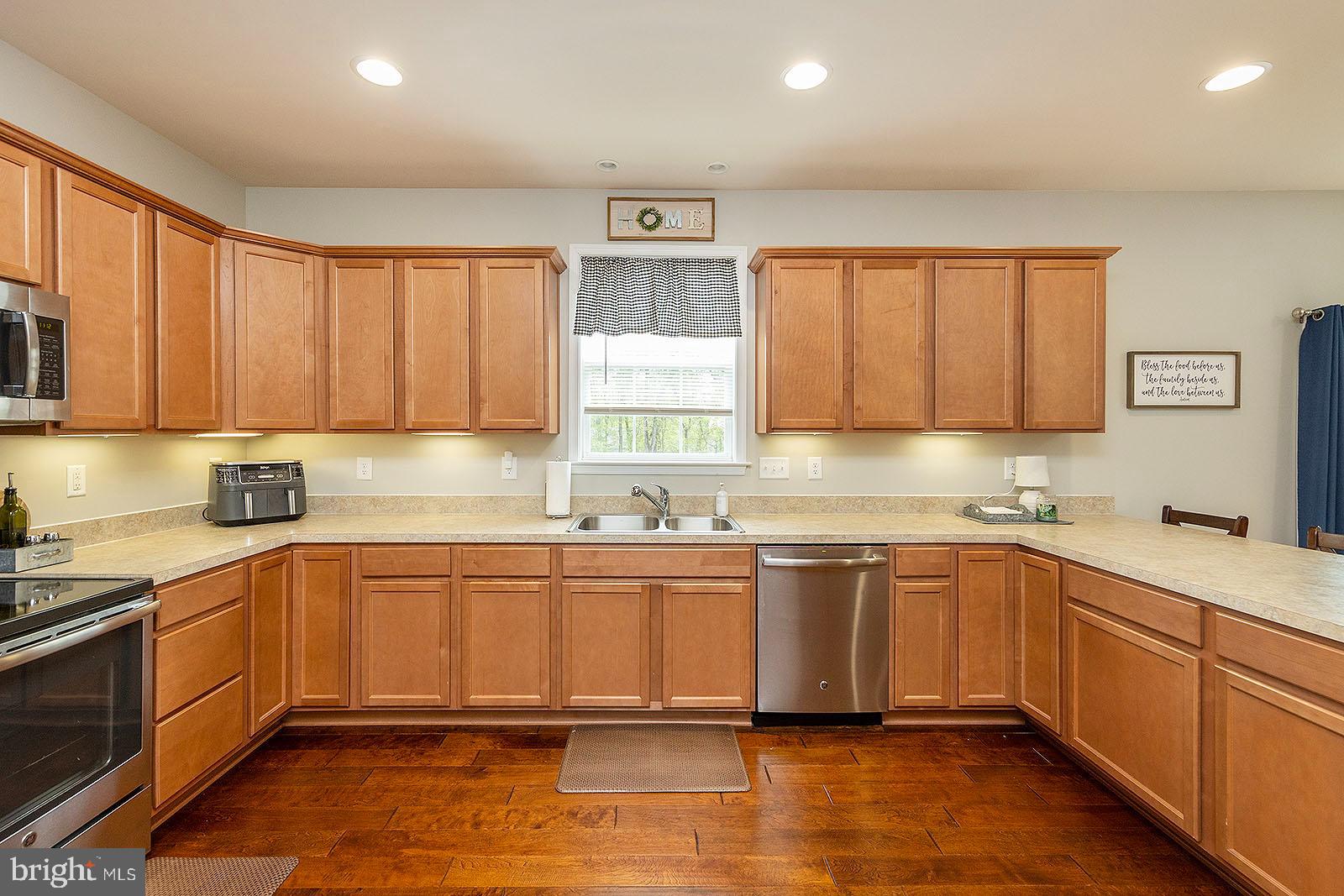 AMBERFIELD - Residential