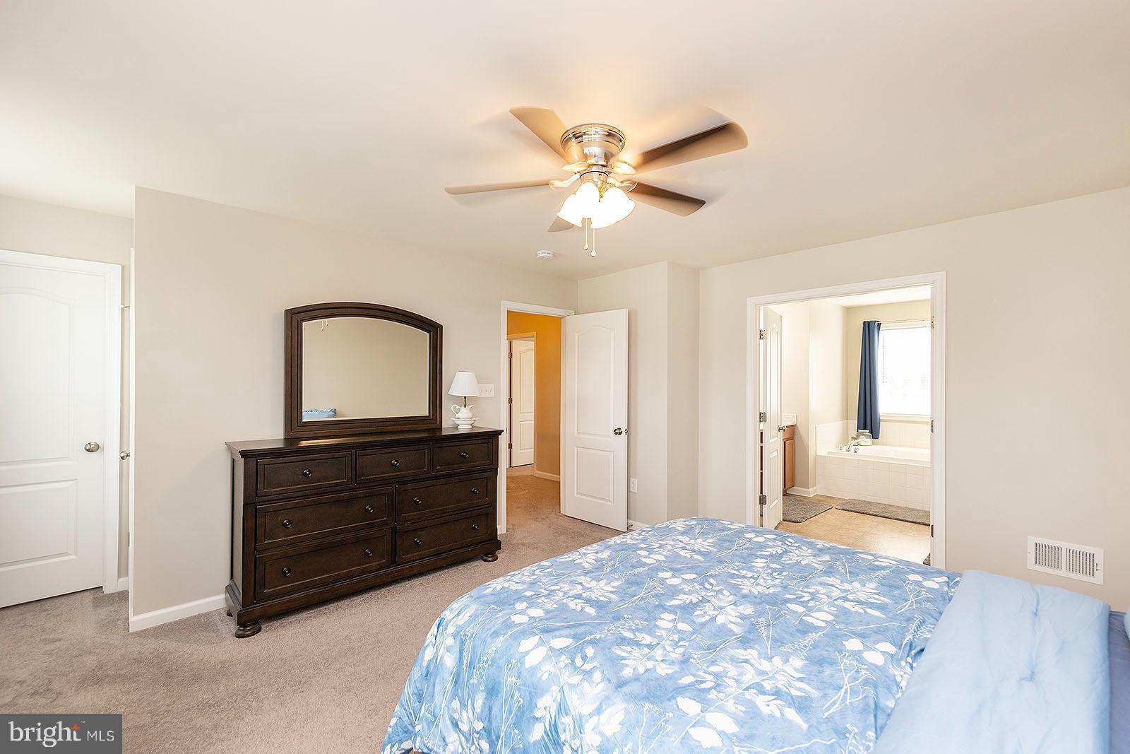 AMBERFIELD - Residential