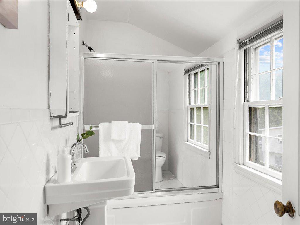 SARGENT KNOLLS - Residential